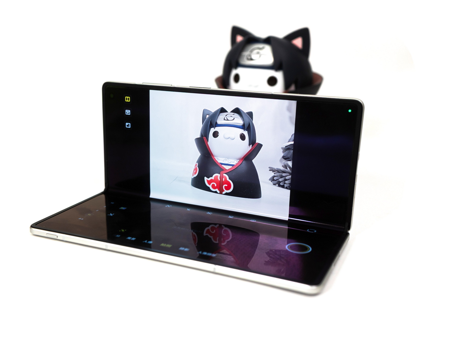 超薄超輕摺疊機新標竿！vivo X Fold5 完整評測：9.2mm 厚度 + 6000mAh 藍海大電池 + 蔡司三鏡頭 @3C 達人廖阿輝