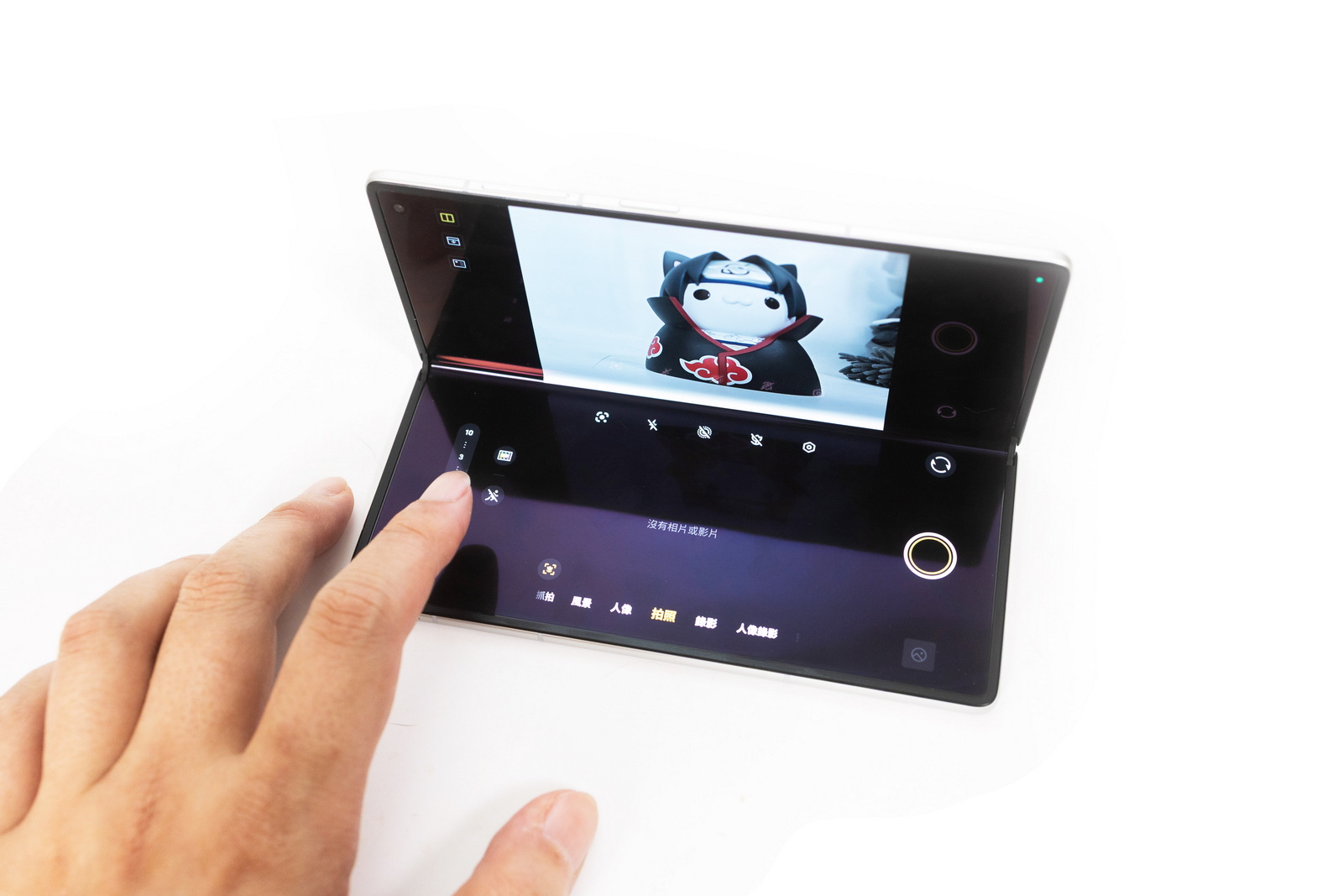 超薄超輕摺疊機新標竿！vivo X Fold5 完整評測：9.2mm 厚度 + 6000mAh 藍海大電池 + 蔡司三鏡頭 @3C 達人廖阿輝