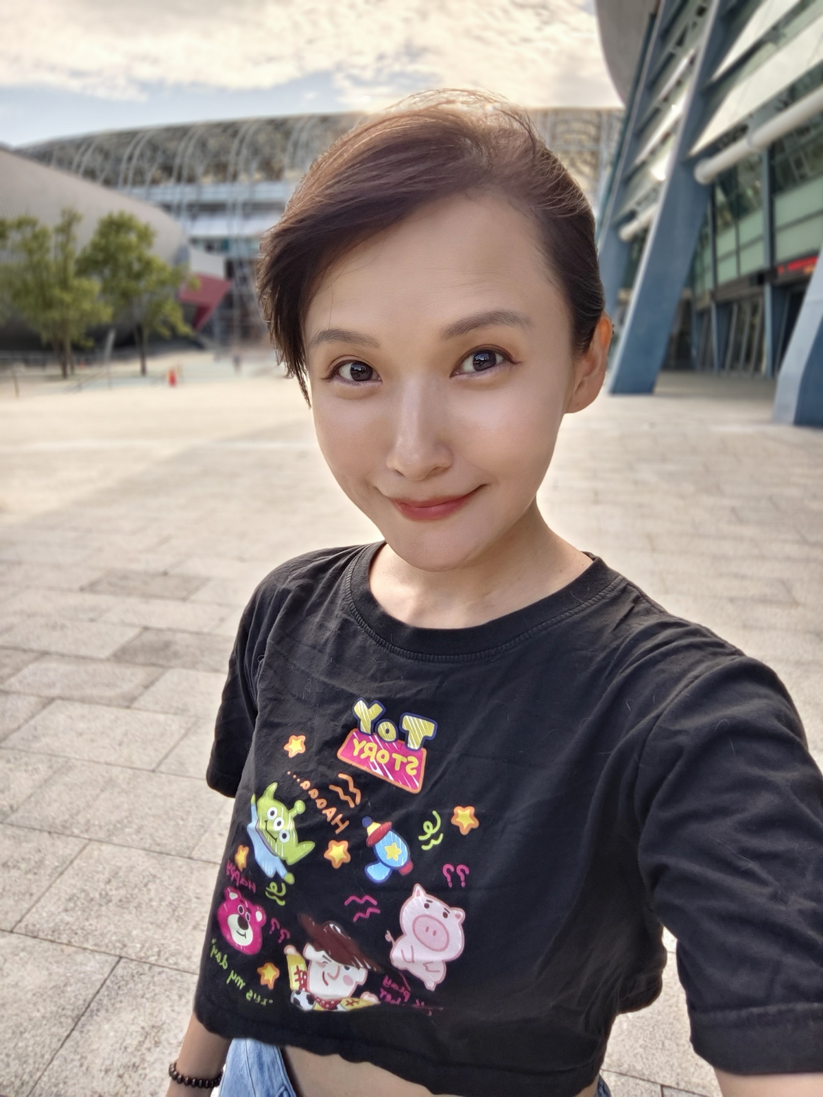 超薄超輕摺疊機新標竿！vivo X Fold5 完整評測：9.2mm 厚度 + 6000mAh 藍海大電池 + 蔡司三鏡頭 @3C 達人廖阿輝