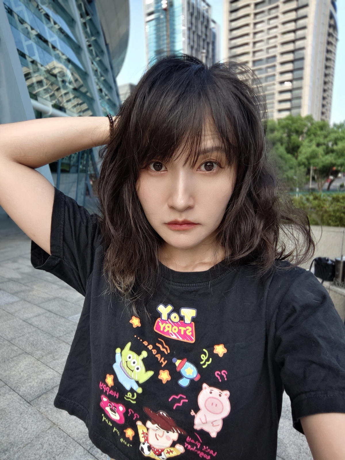 超薄超輕摺疊機新標竿！vivo X Fold5 完整評測：9.2mm 厚度 + 6000mAh 藍海大電池 + 蔡司三鏡頭 @3C 達人廖阿輝