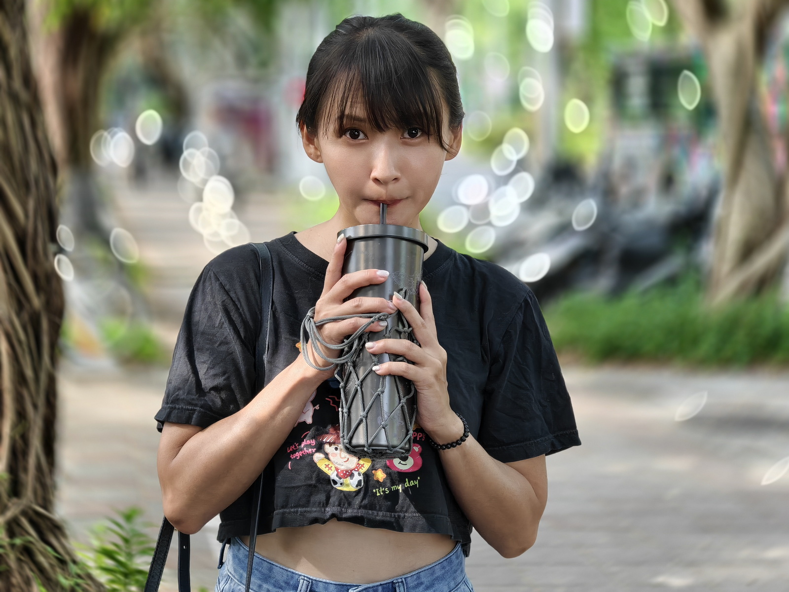 超薄超輕摺疊機新標竿！vivo X Fold5 完整評測：9.2mm 厚度 + 6000mAh 藍海大電池 + 蔡司三鏡頭 @3C 達人廖阿輝