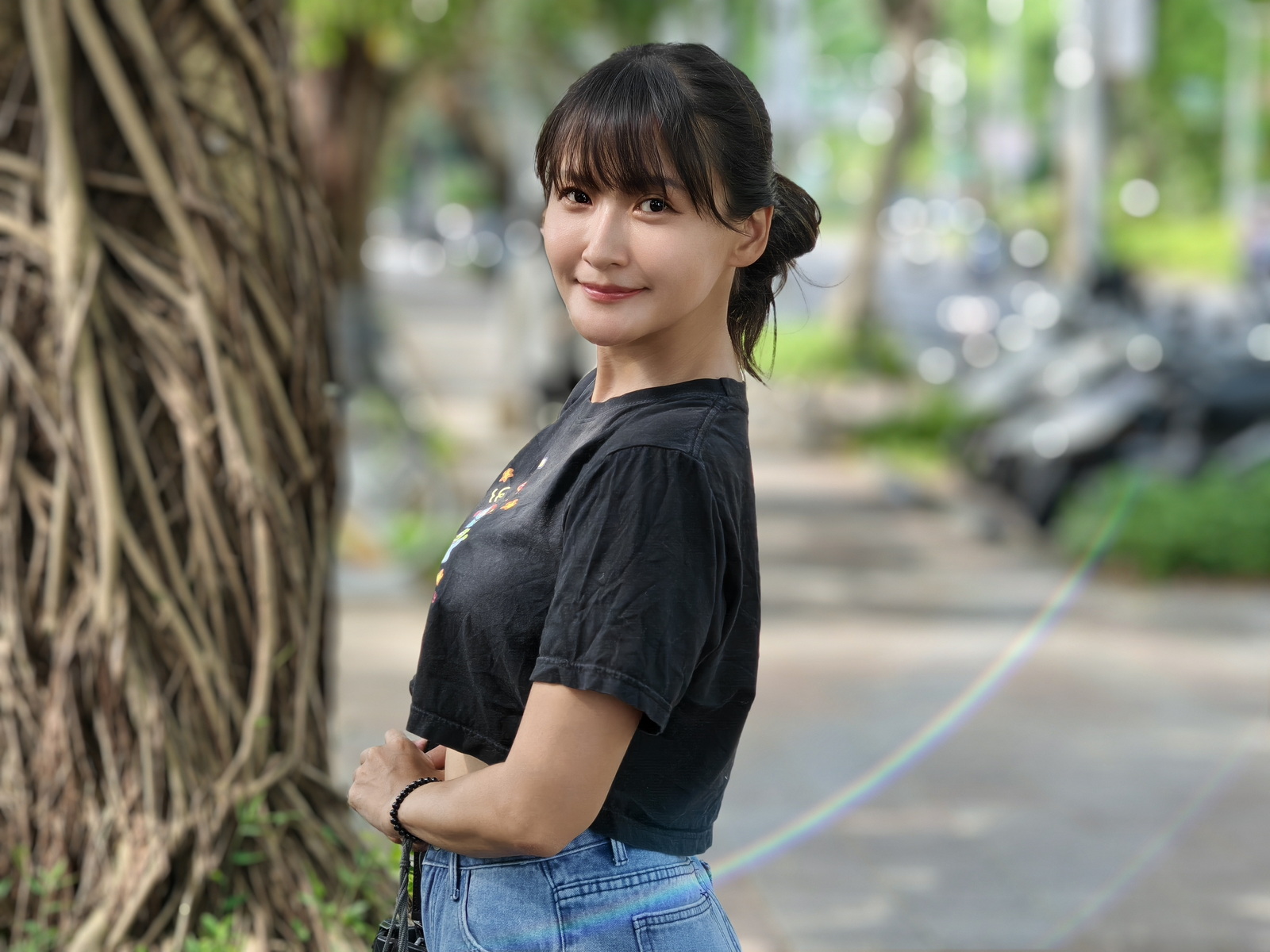 超薄超輕摺疊機新標竿！vivo X Fold5 完整評測：9.2mm 厚度 + 6000mAh 藍海大電池 + 蔡司三鏡頭 @3C 達人廖阿輝