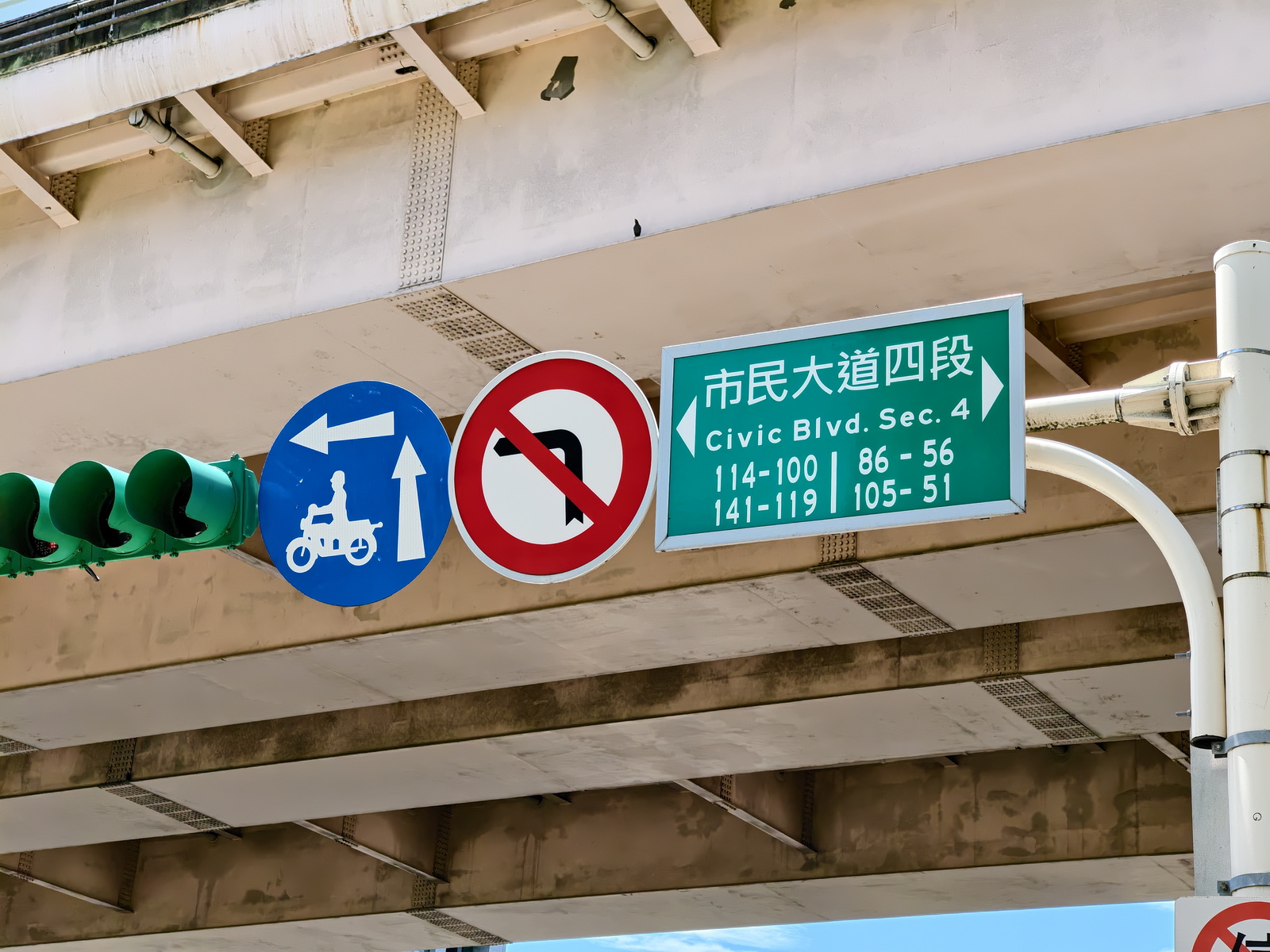 超薄超輕摺疊機新標竿！vivo X Fold5 完整評測：9.2mm 厚度 + 6000mAh 藍海大電池 + 蔡司三鏡頭 @3C 達人廖阿輝