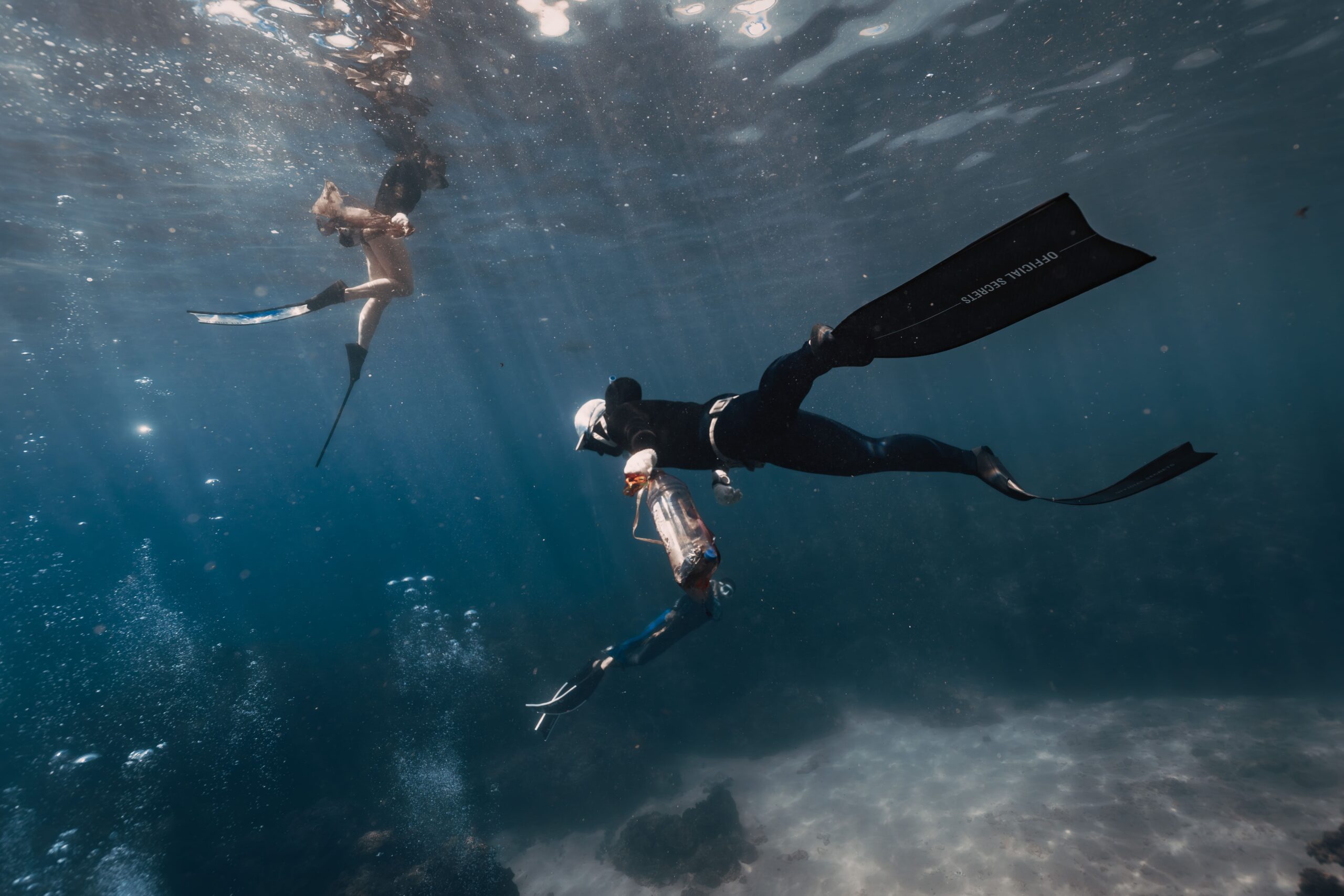 Garmin Descent S1 革命登場 打造水上水下全方位潛水通訊生態系 @3C 達人廖阿輝