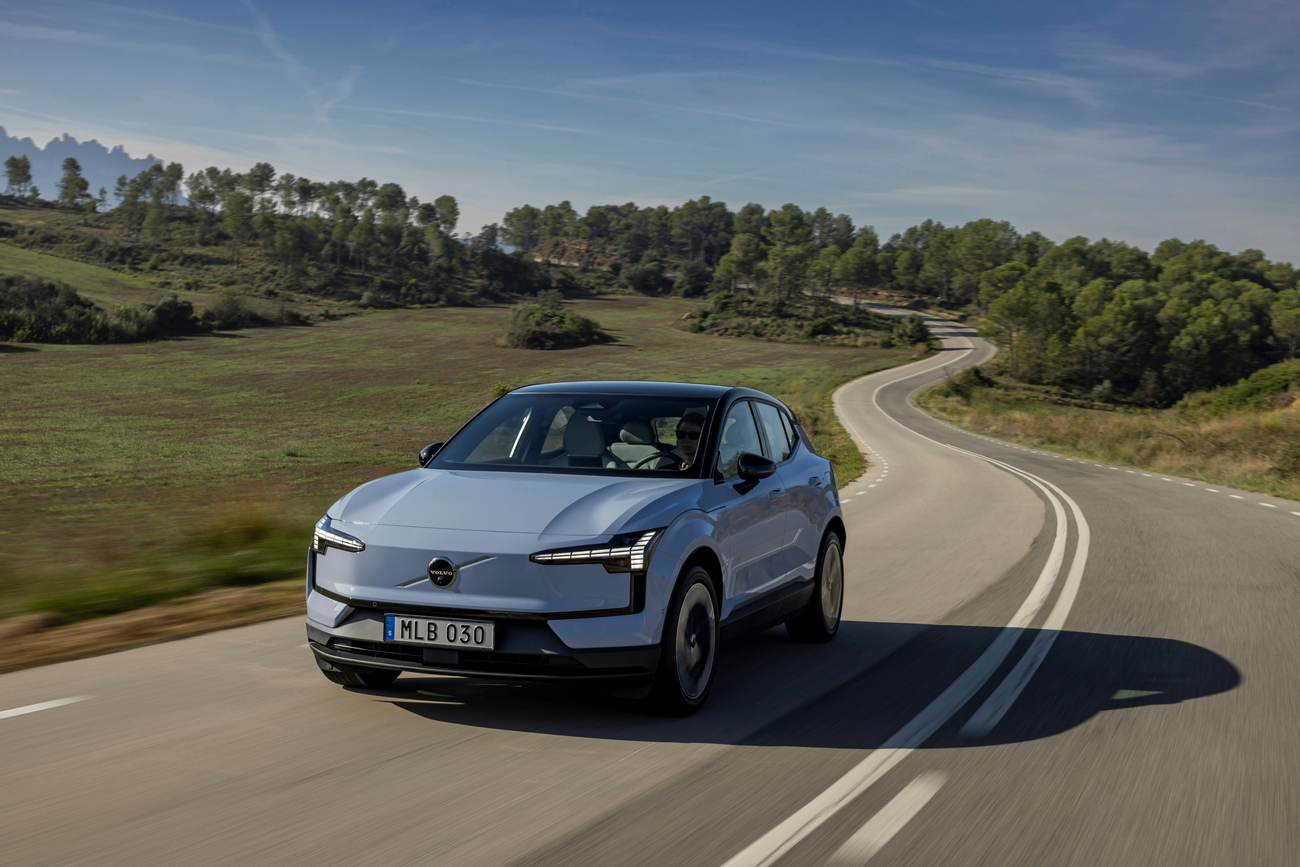 Volvo EX30 單馬達 Core 與 Plus 正式登場 272hp 強勁動力、超長續航 595 公里，139.9 萬元起豪華入門新選擇 @3C 達人廖阿輝