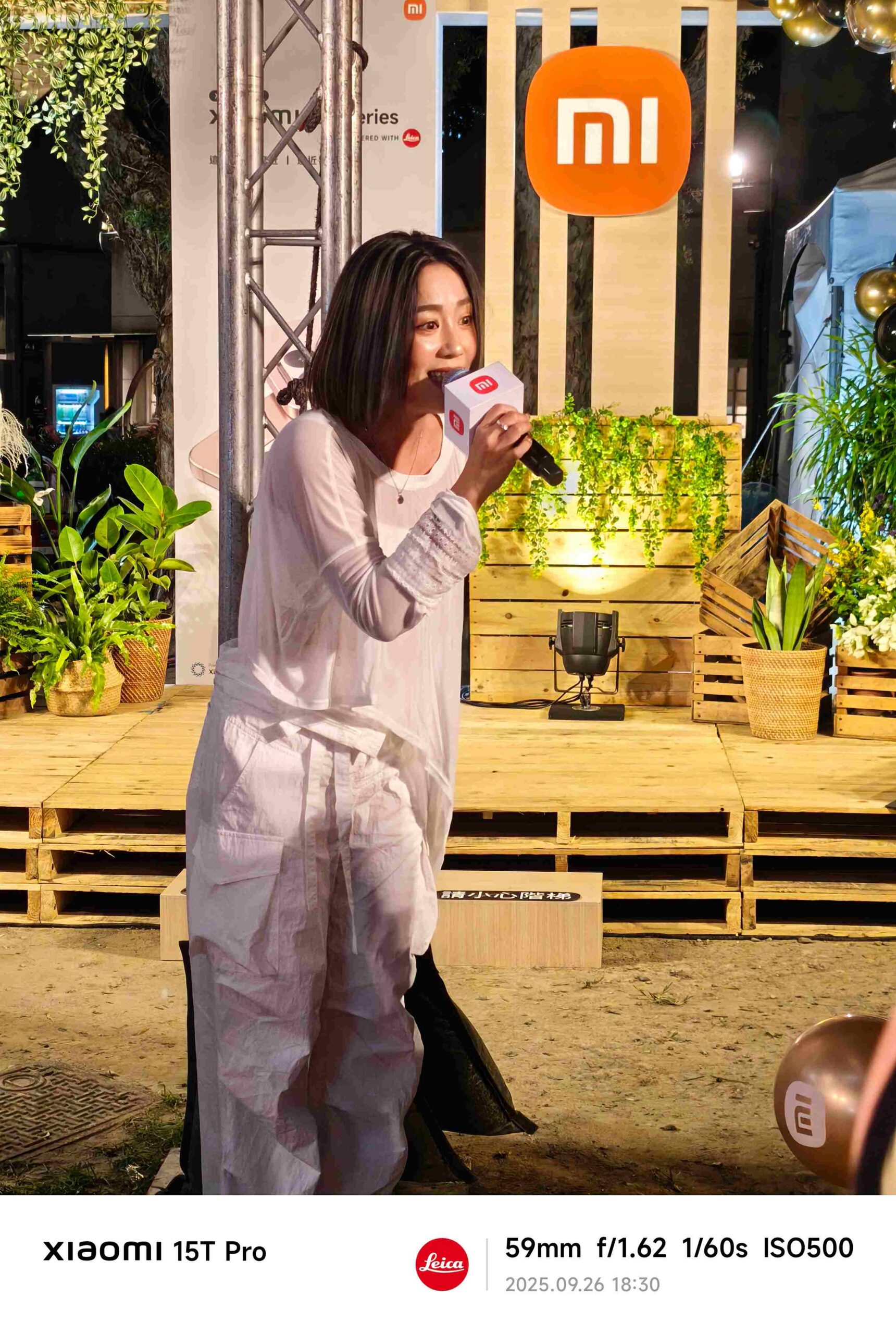 連假華山最嗨盛會 小米 15T Series「聚光時刻」引爆全場  小男孩樂團米非生日開唱真情告白　百位民眾沉浸科技與音樂魅力 @3C 達人廖阿輝