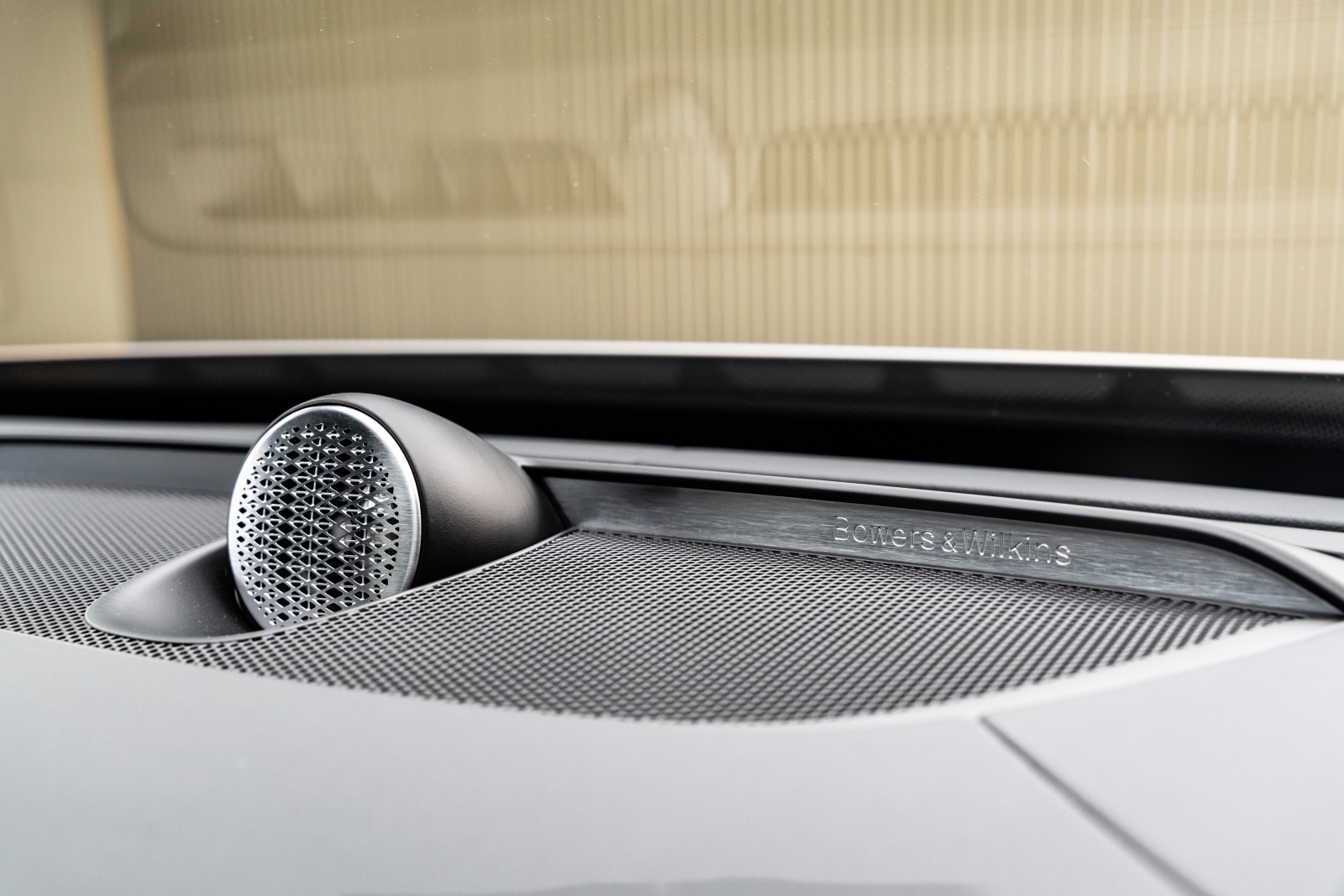 The New Volvo XC90 豪華進化正式上市  七人座旗艦休旅唯一首選，承襲北歐美學與安全核心 @3C 達人廖阿輝