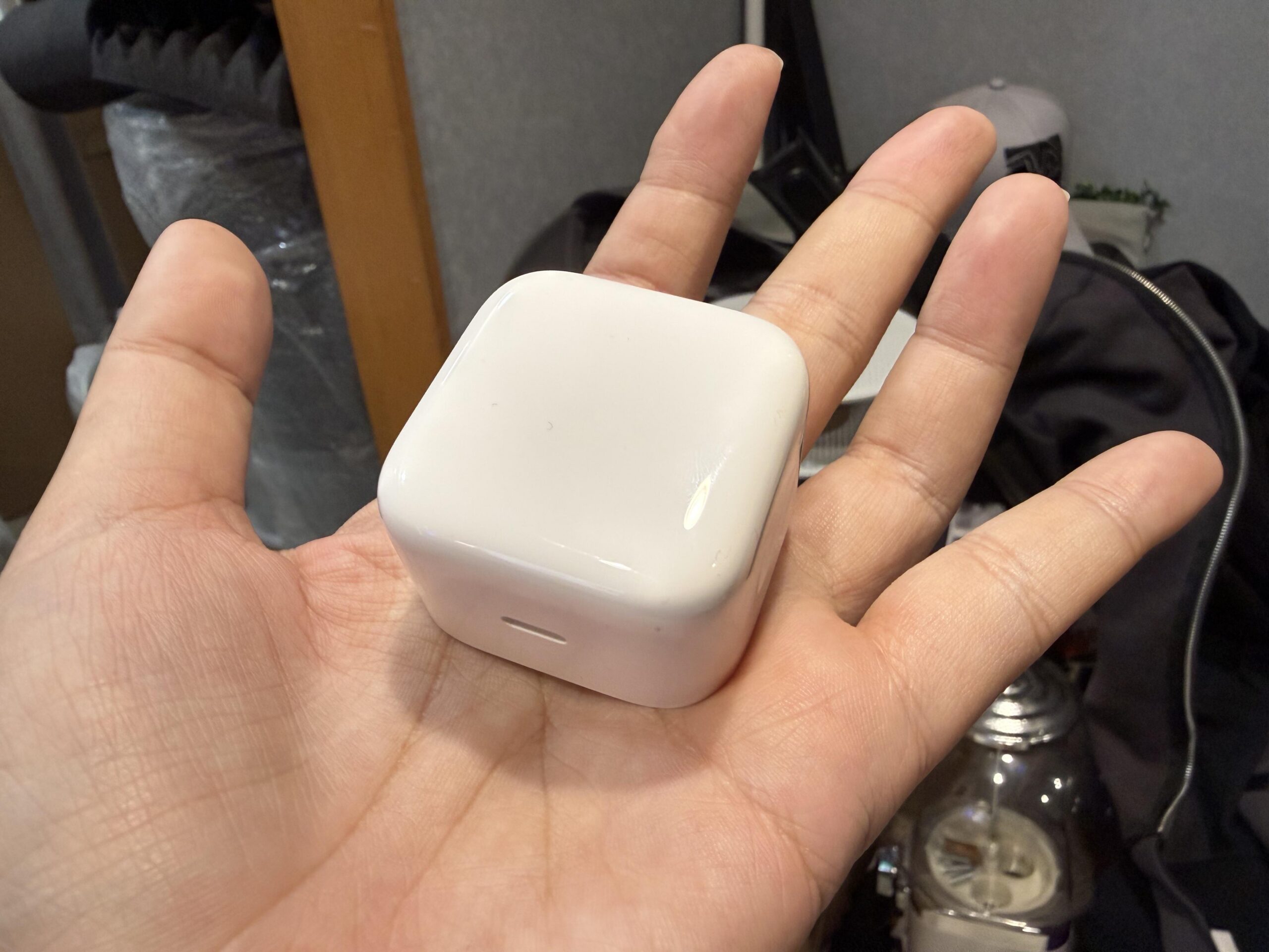 大進步！實測半小時 70% 快充！iPhone 17 / Air / Pro / Pro Max 超完整充電實測！有線 + 無線 (蘋果新 40W 充電器實測) @3C 達人廖阿輝