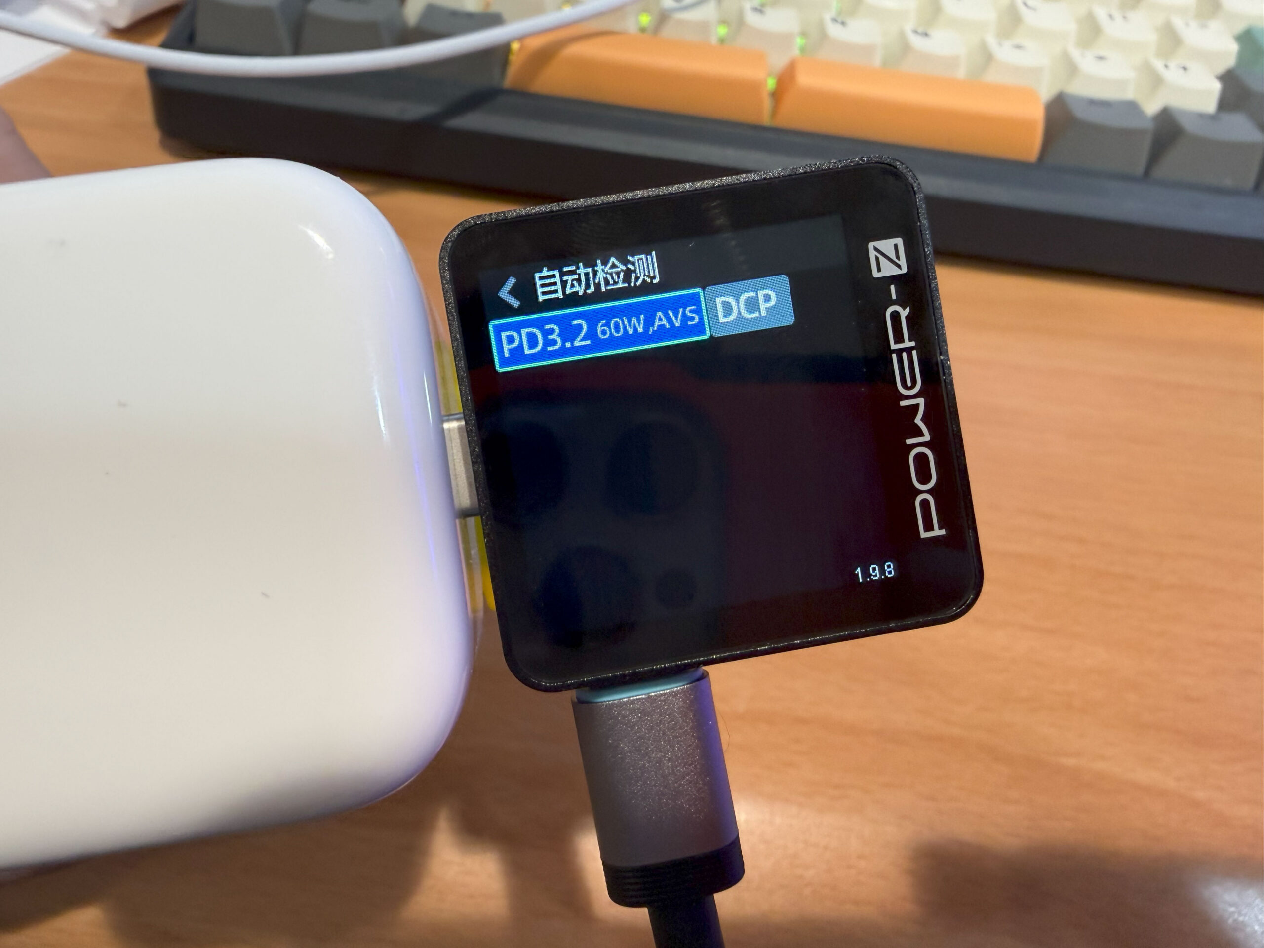 大進步！實測半小時 70% 快充！iPhone 17 / Air / Pro / Pro Max 超完整充電實測！有線 + 無線 (蘋果新 40W 充電器實測) @3C 達人廖阿輝