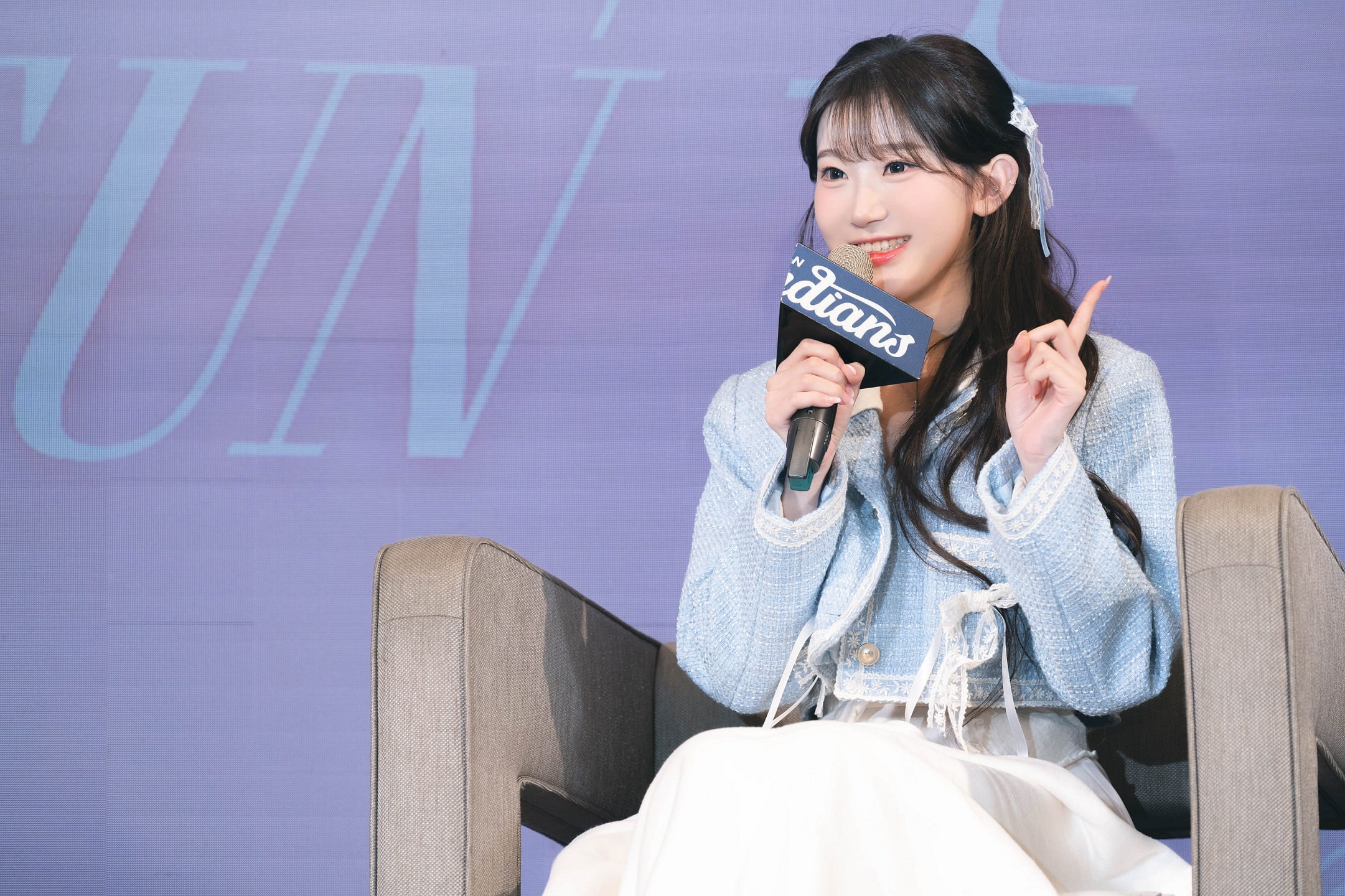 「AI 女神」李珠珢力挺台灣大 iPhone 17 首賣會 前 20 名果粉人人有獎 抽市值逾 5 萬元 Apple 大禮包 再送總價近 300 萬元「F1 日本大獎賽尊榮朝聖之旅」 @3C 達人廖阿輝