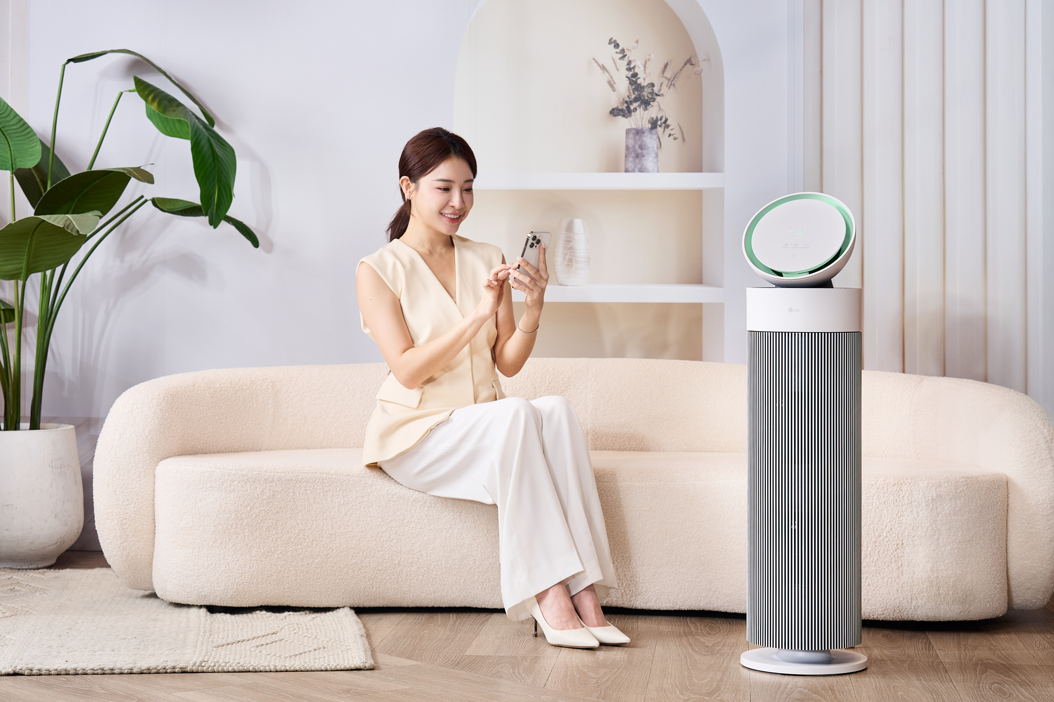 LG 再登銷售雙冠王 推出全新 PuriCare™ 系列「為貓而生」AeroCatTower 重磅登場 @3C 達人廖阿輝