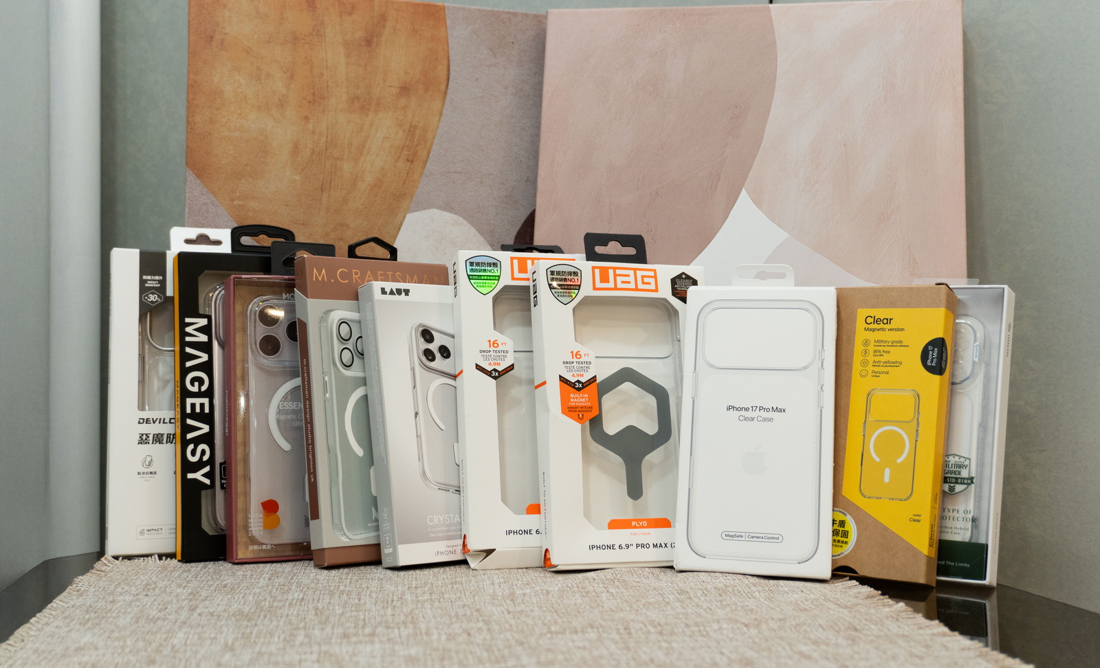 iPhone 透明殼橫評 (1)：八款最新透明保護殼大對決，誰是防摔、抗黃、手感最佳選擇？ @3C 達人廖阿輝