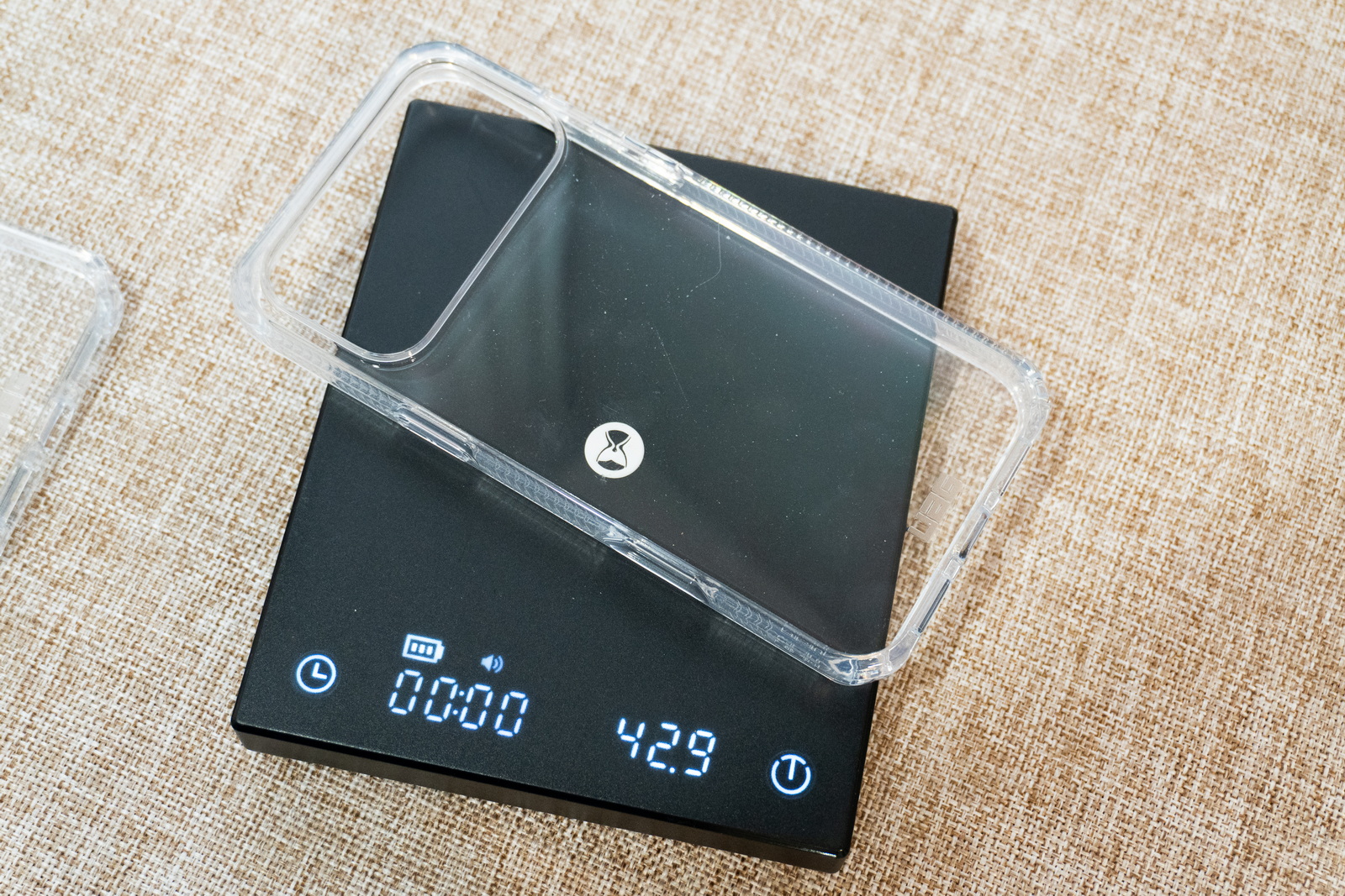 iPhone 透明殼橫評 (1)：八款最新透明保護殼大對決，誰是防摔、抗黃、手感最佳選擇？ @3C 達人廖阿輝