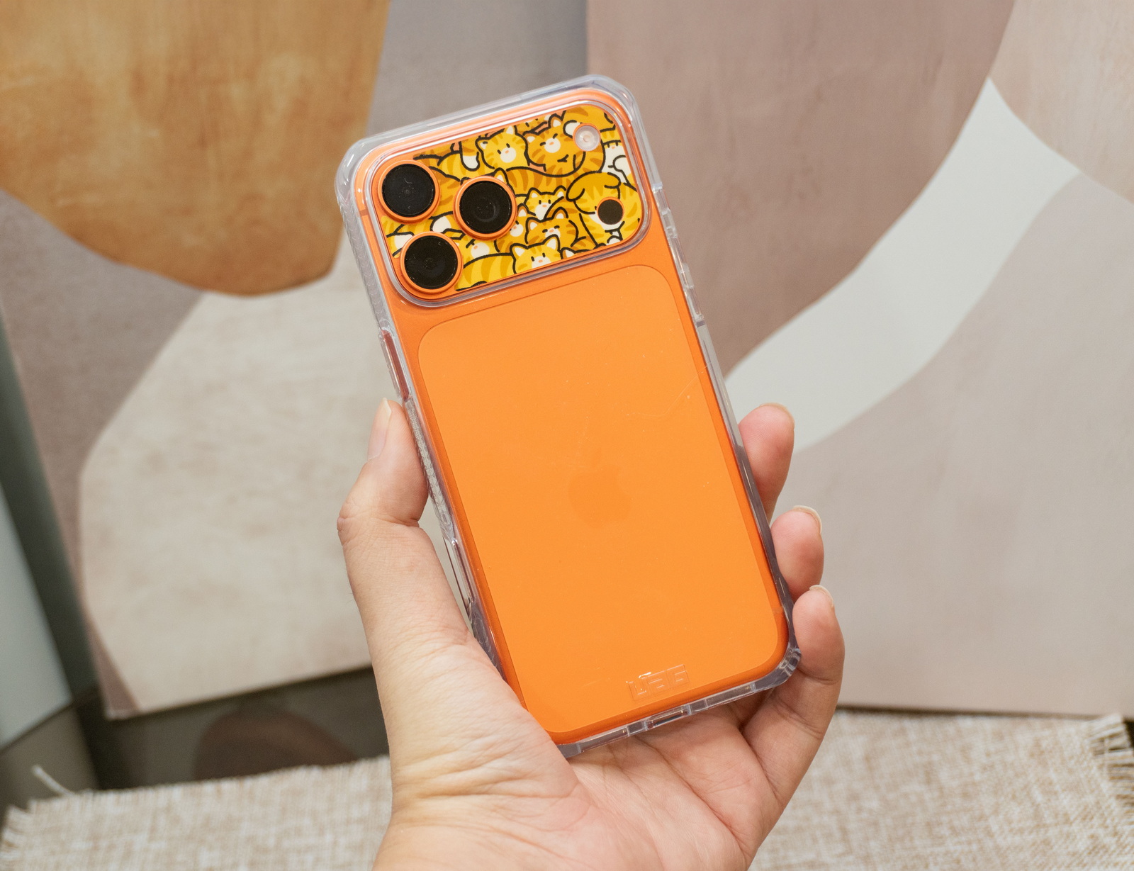 iPhone 透明殼橫評 (1)：八款最新透明保護殼大對決，誰是防摔、抗黃、手感最佳選擇？ @3C 達人廖阿輝