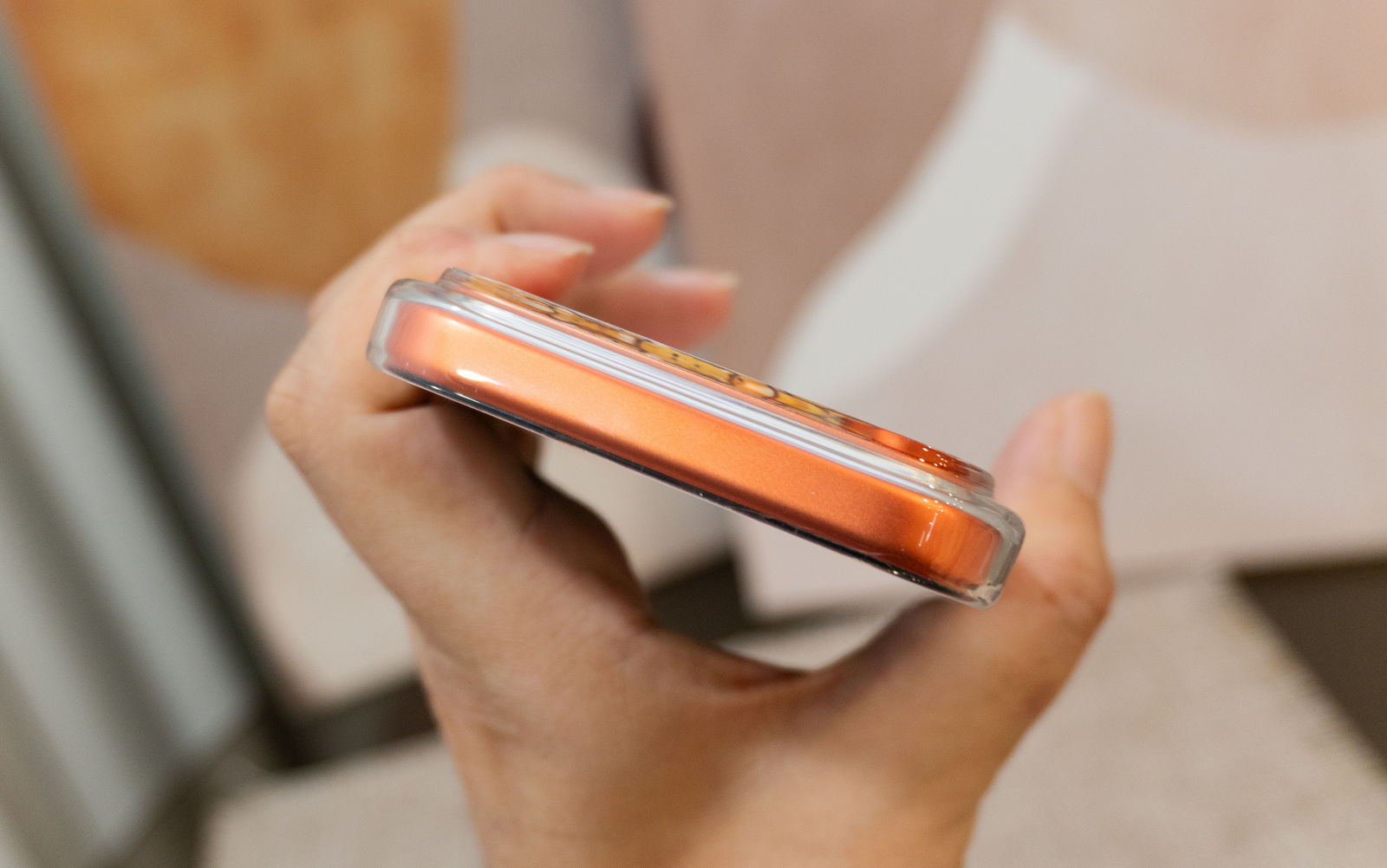 iPhone 透明殼橫評 (1)：八款最新透明保護殼大對決，誰是防摔、抗黃、手感最佳選擇？ @3C 達人廖阿輝