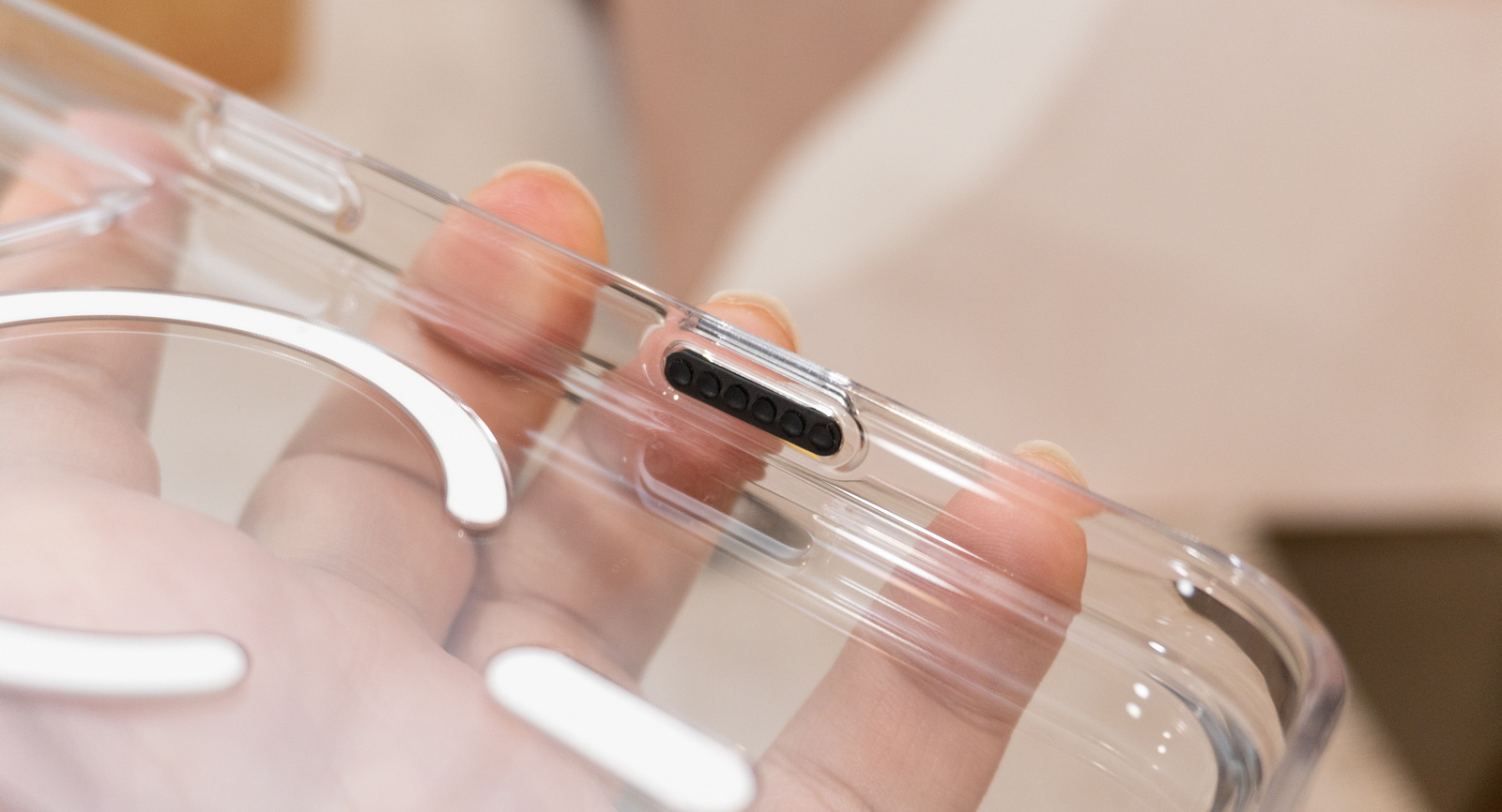 iPhone 透明殼橫評 (1)：八款最新透明保護殼大對決，誰是防摔、抗黃、手感最佳選擇？ @3C 達人廖阿輝