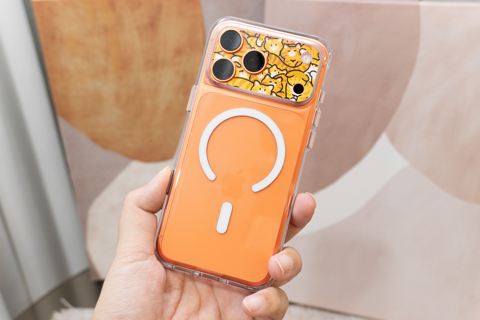 iPhone 透明殼橫評 (1)：八款最新透明保護殼大對決，誰是防摔、抗黃、手感最佳選擇？ @3C 達人廖阿輝