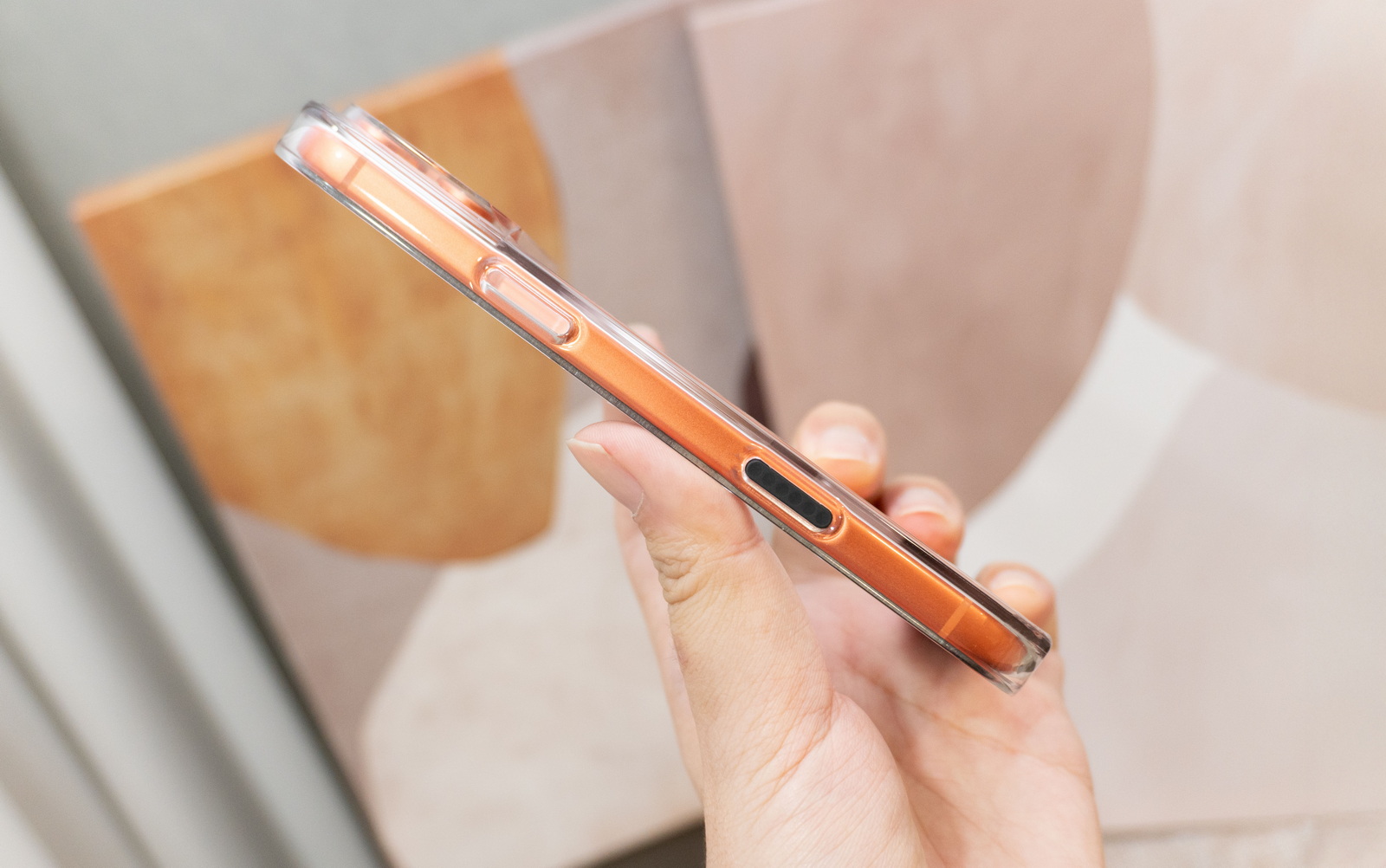 iPhone 透明殼橫評 (1)：八款最新透明保護殼大對決，誰是防摔、抗黃、手感最佳選擇？ @3C 達人廖阿輝