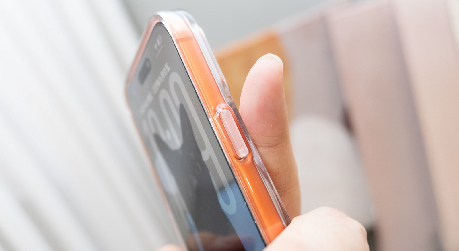 iPhone 透明殼橫評 (1)：八款最新透明保護殼大對決，誰是防摔、抗黃、手感最佳選擇？ @3C 達人廖阿輝