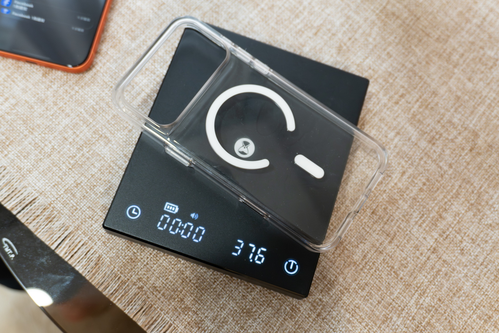 iPhone 透明殼橫評 (1)：八款最新透明保護殼大對決，誰是防摔、抗黃、手感最佳選擇？ @3C 達人廖阿輝