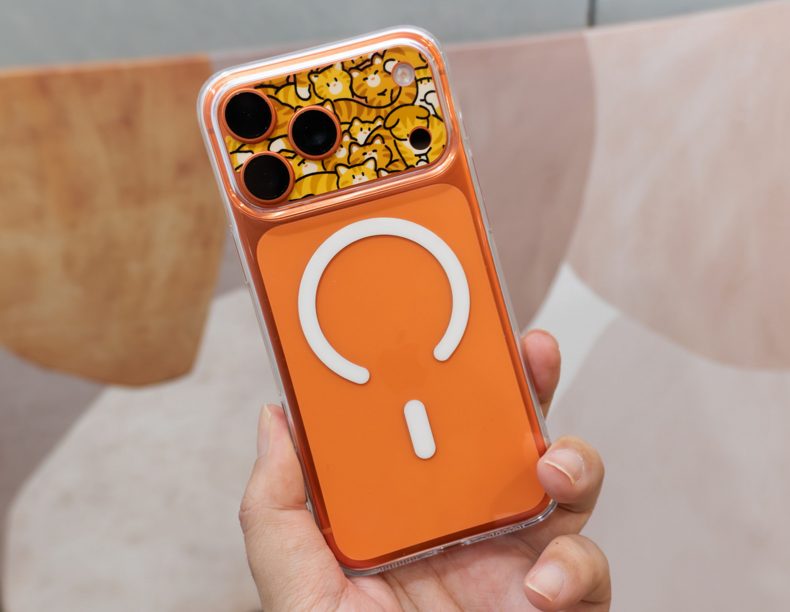 iPhone 透明殼橫評 (1)：八款最新透明保護殼大對決，誰是防摔、抗黃、手感最佳選擇？ @3C 達人廖阿輝