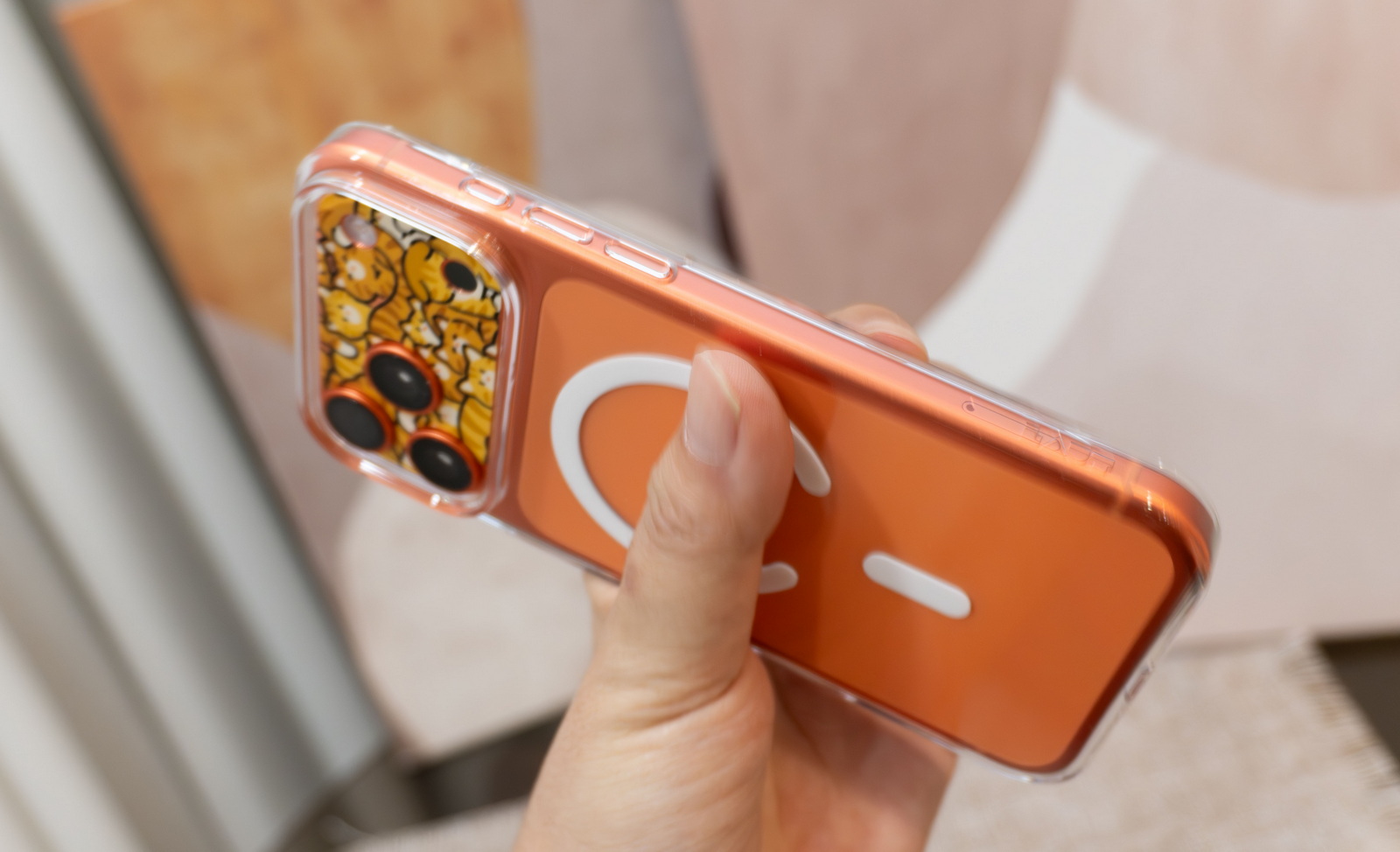 iPhone 透明殼橫評 (1)：八款最新透明保護殼大對決，誰是防摔、抗黃、手感最佳選擇？ @3C 達人廖阿輝