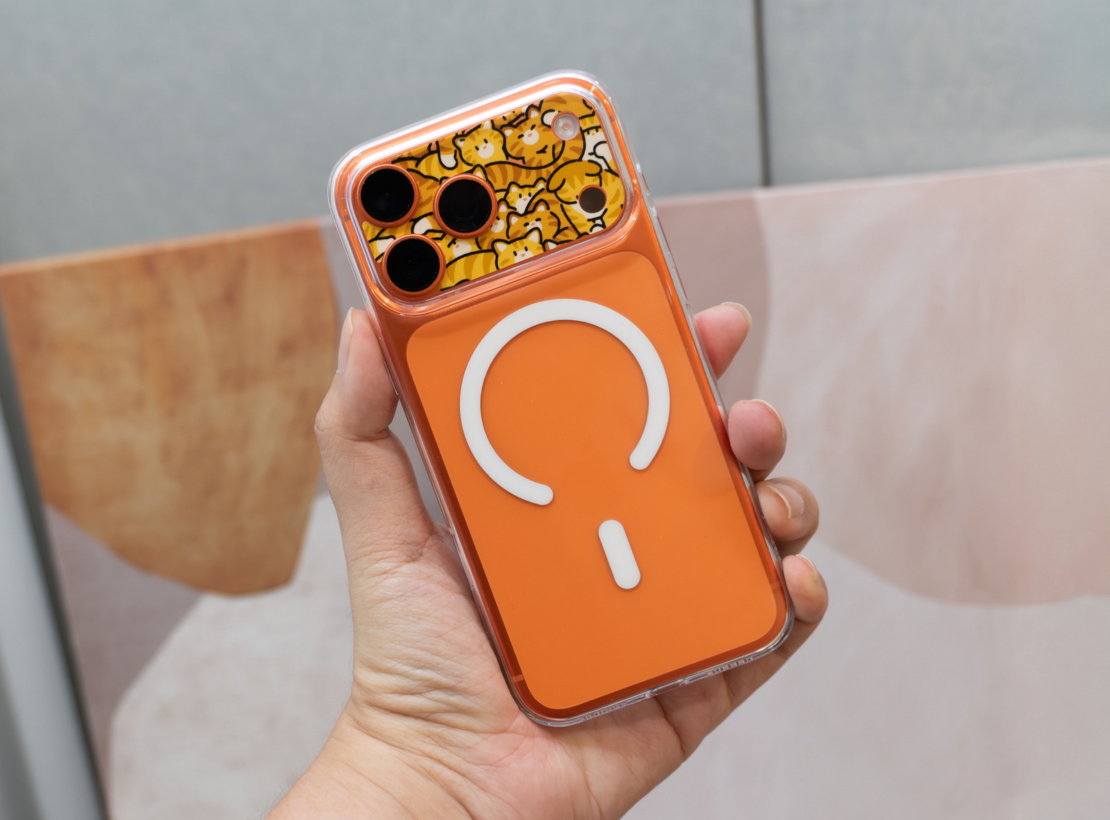 iPhone 透明殼橫評 (1)：八款最新透明保護殼大對決，誰是防摔、抗黃、手感最佳選擇？ @3C 達人廖阿輝