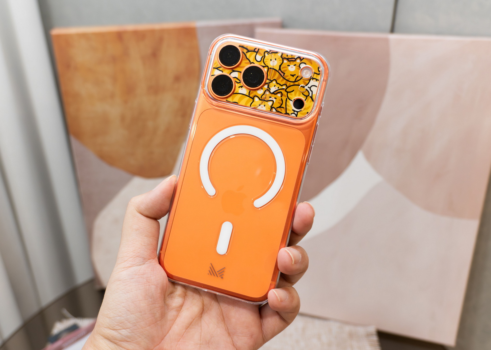 iPhone 透明殼橫評 (1)：八款最新透明保護殼大對決，誰是防摔、抗黃、手感最佳選擇？ @3C 達人廖阿輝