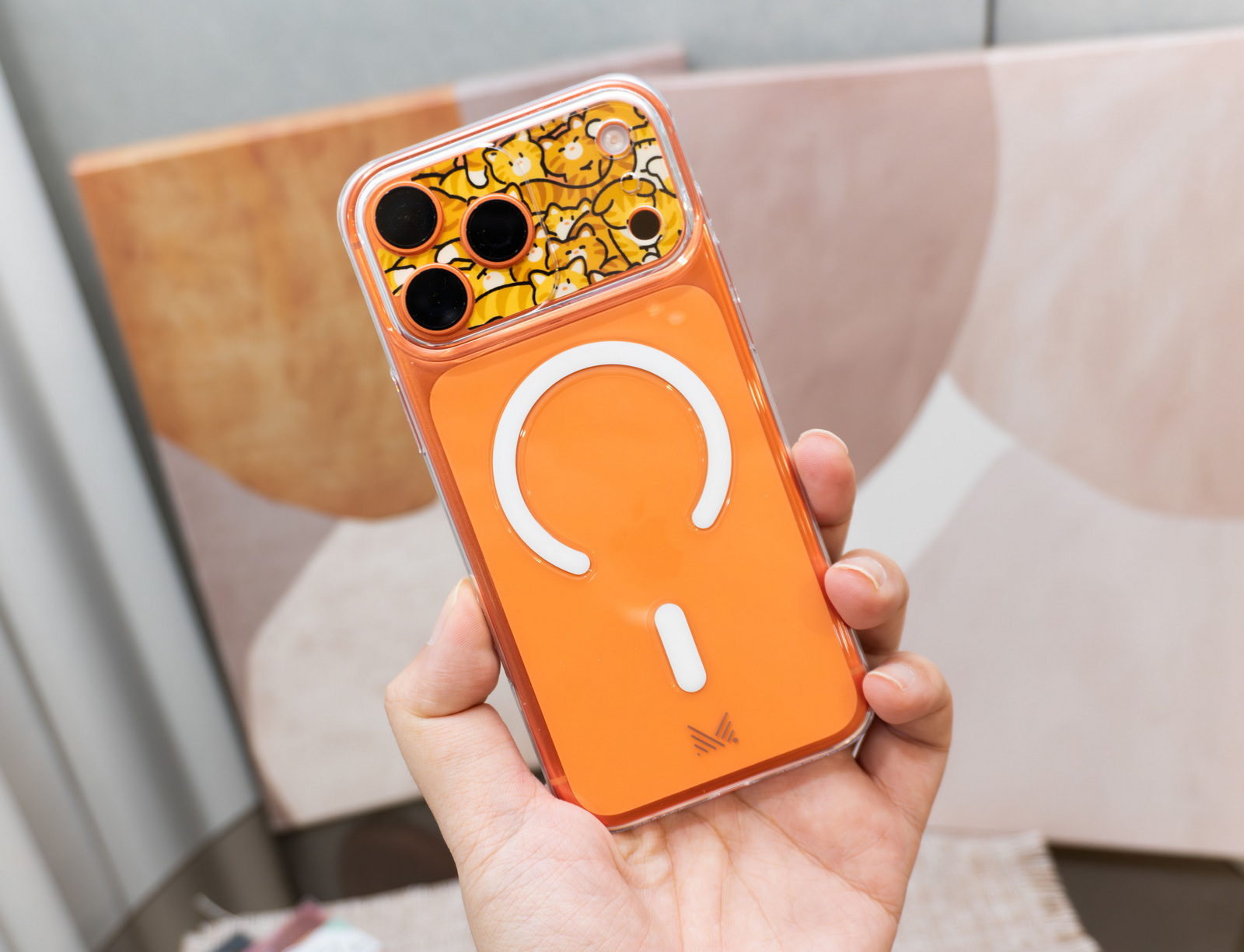 iPhone 透明殼橫評 (1)：八款最新透明保護殼大對決，誰是防摔、抗黃、手感最佳選擇？ @3C 達人廖阿輝