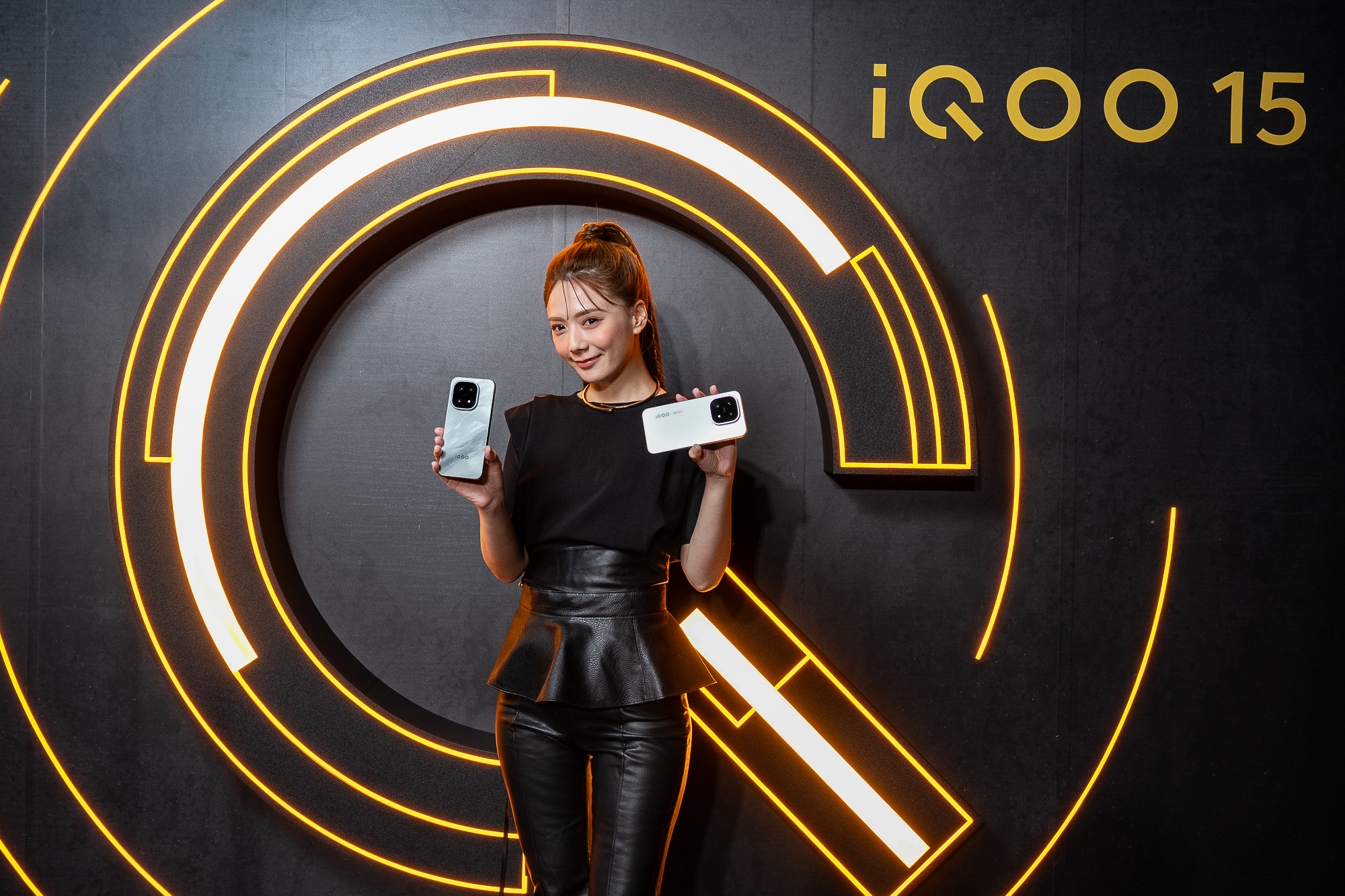 iQOO 首度登台登場  性能、遊戲與螢幕三大跨代領先 帶來六大電競亮點 打造零妥協效能體驗 BMG 世界冠軍戰隊與電競女神同台熱力站台 @3C 達人廖阿輝