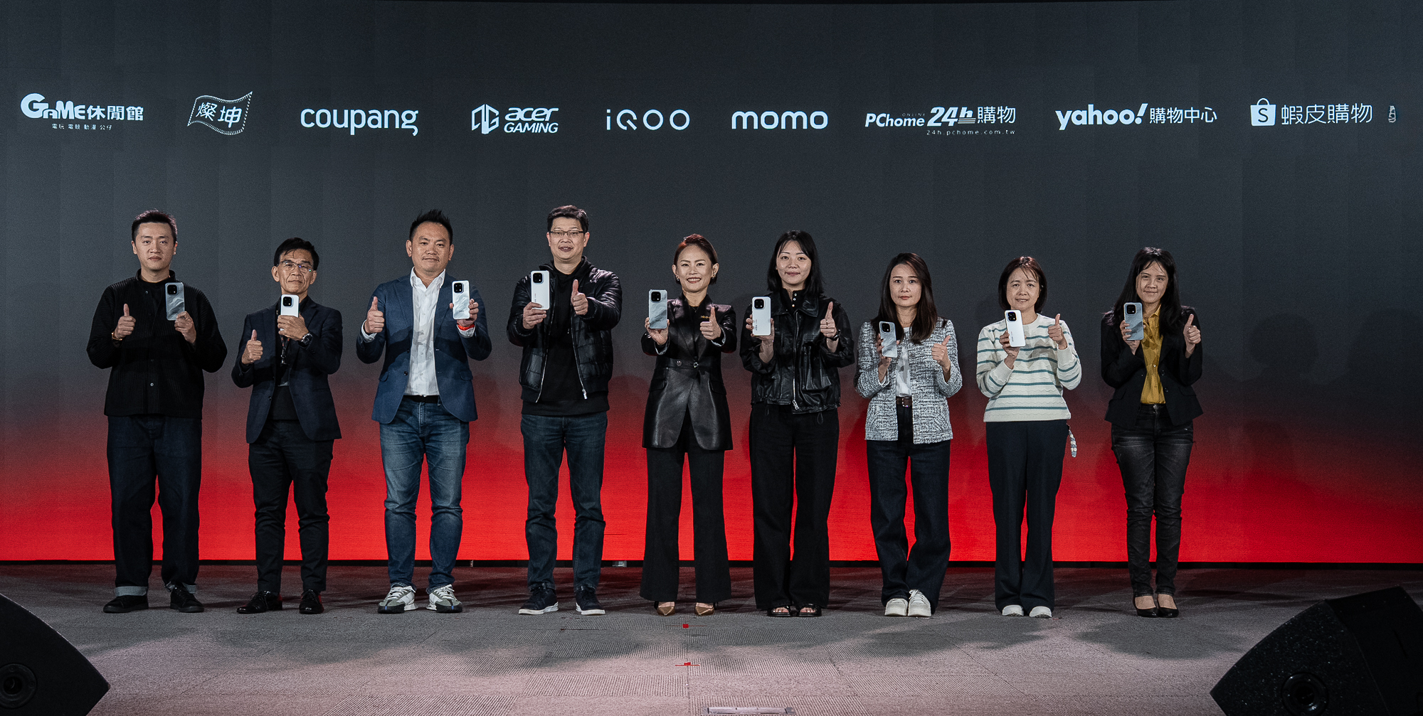 iQOO 首度登台登場  性能、遊戲與螢幕三大跨代領先 帶來六大電競亮點 打造零妥協效能體驗 BMG 世界冠軍戰隊與電競女神同台熱力站台 @3C 達人廖阿輝