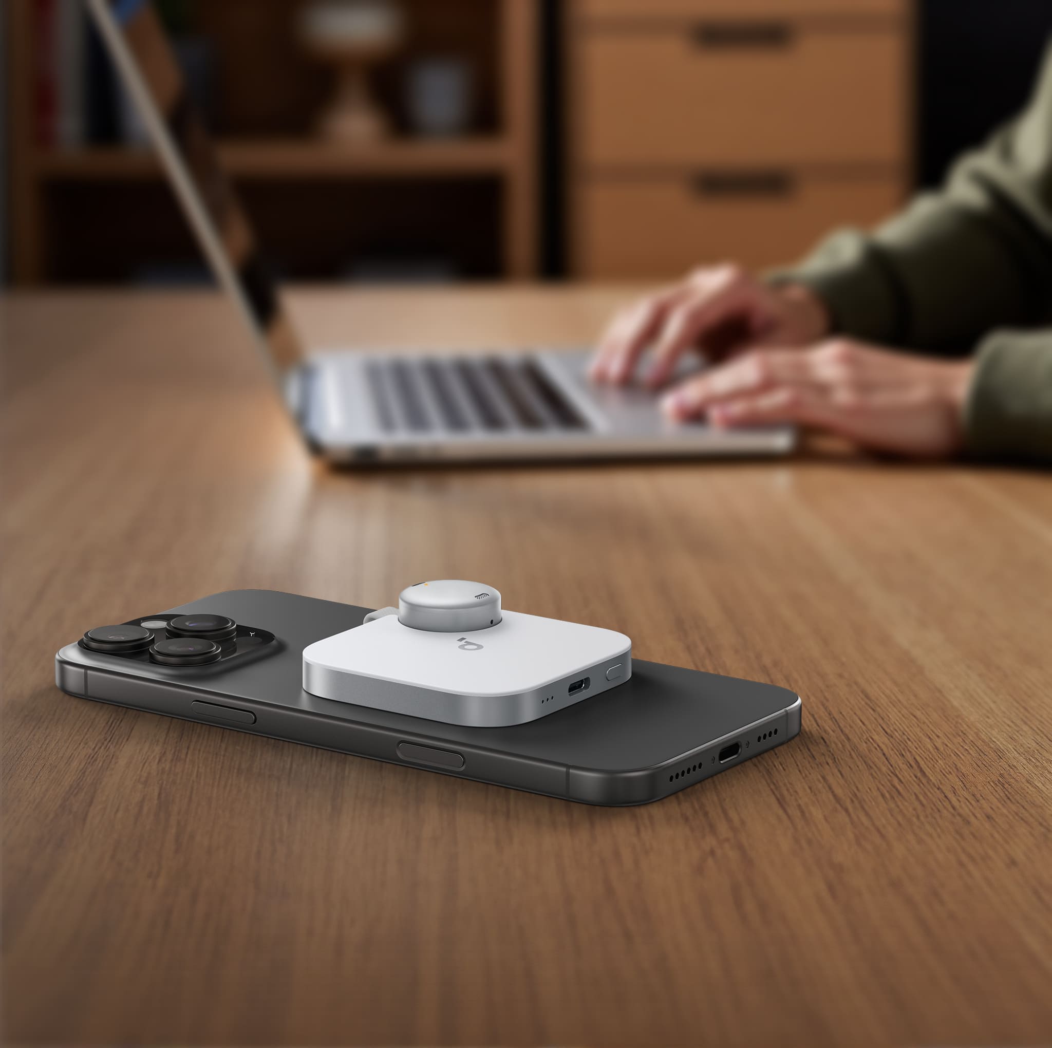 全球首創硬幣級 AI 錄音器登場 soundcore Work 結合 ChatGPT 智慧轉錄,重塑高效工作新日常 @3C 達人廖阿輝 全球首創硬幣級 AI 錄音器登場 soundcore Work 結合 ChatGPT 智慧轉錄,重塑高效工作新日常 @3C 達人廖阿輝