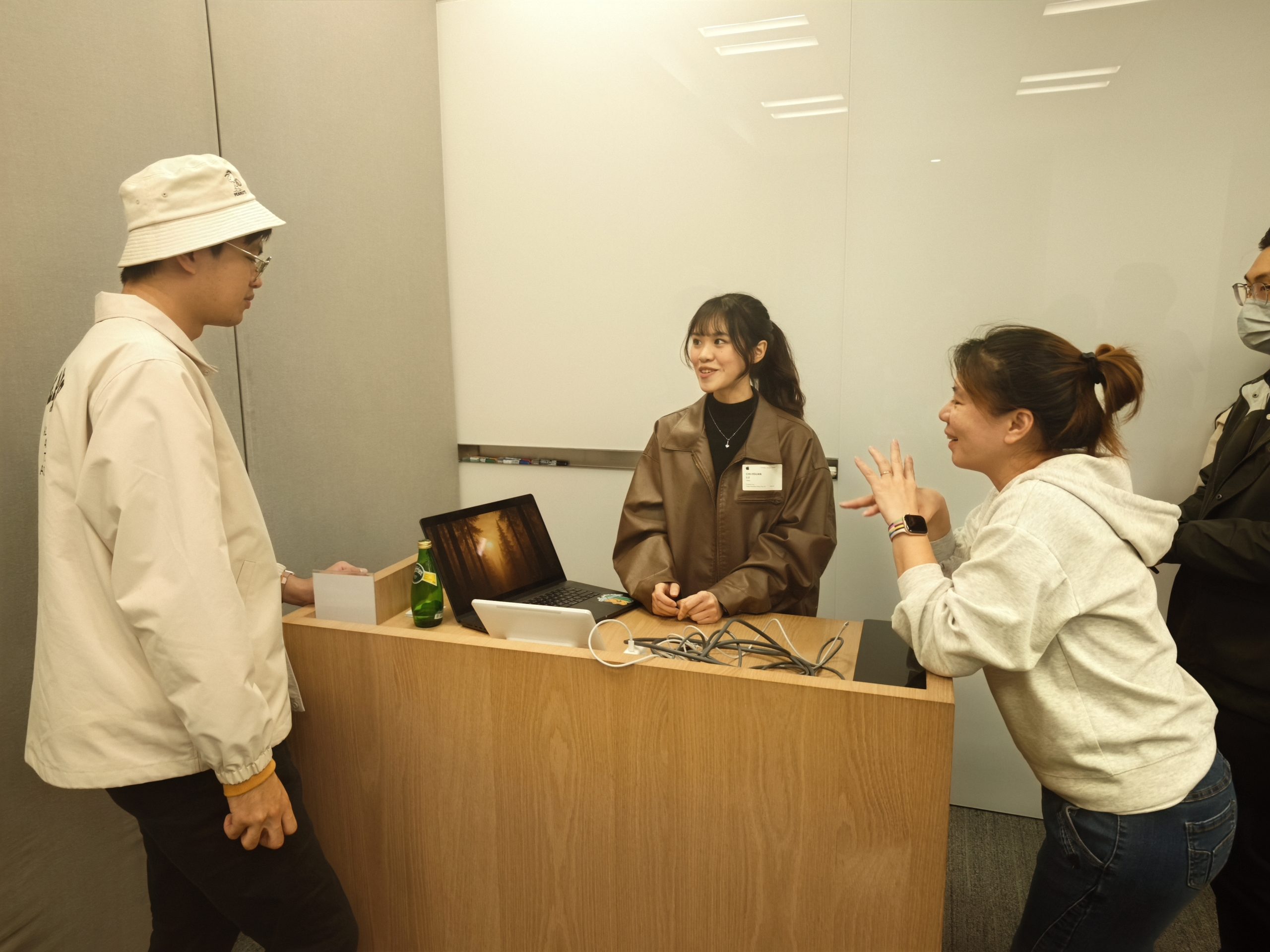 2025 Apple x MAIC 台灣學生創意大爆發！看他們如何用 App 改變世界！ @3C 達人廖阿輝