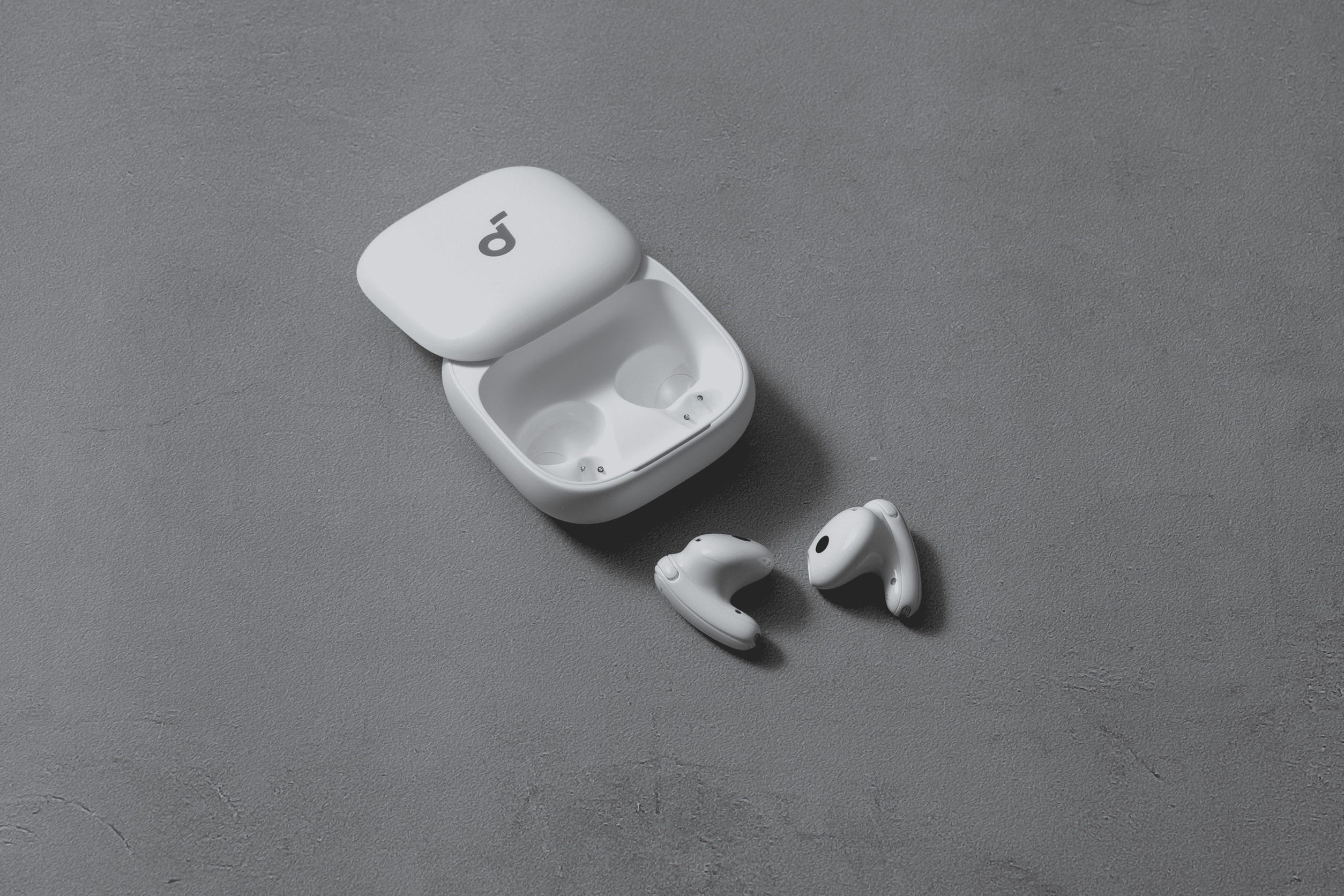 soundcore Liberty Buds 登場 重新定義輕巧舒適的降噪體驗 半入耳設計穩固貼合 震撼音質與智慧功能一次到位 @3C 達人廖阿輝