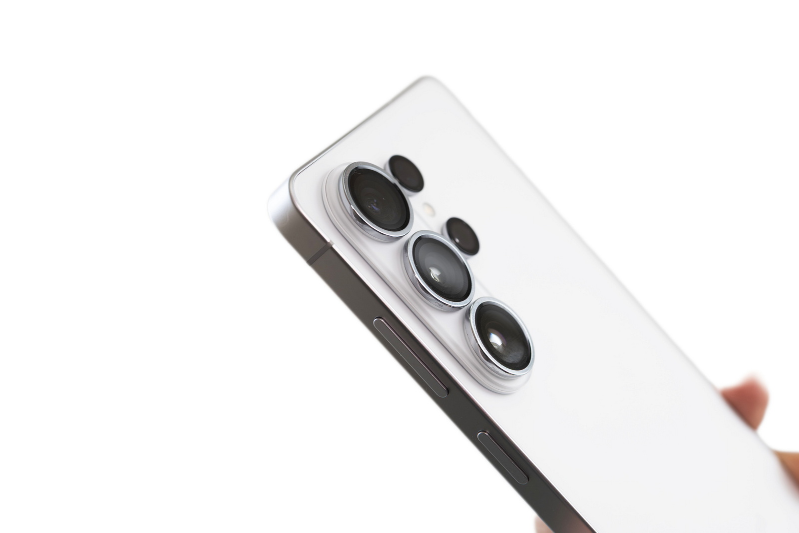 S26 Ultra 入手後必備！iMOS AR 抗反光玻璃保護貼實拍分享、鏡頭保護鏡與透明防摔殼，給你最頂級的完美防護！ @3C 達人廖阿輝