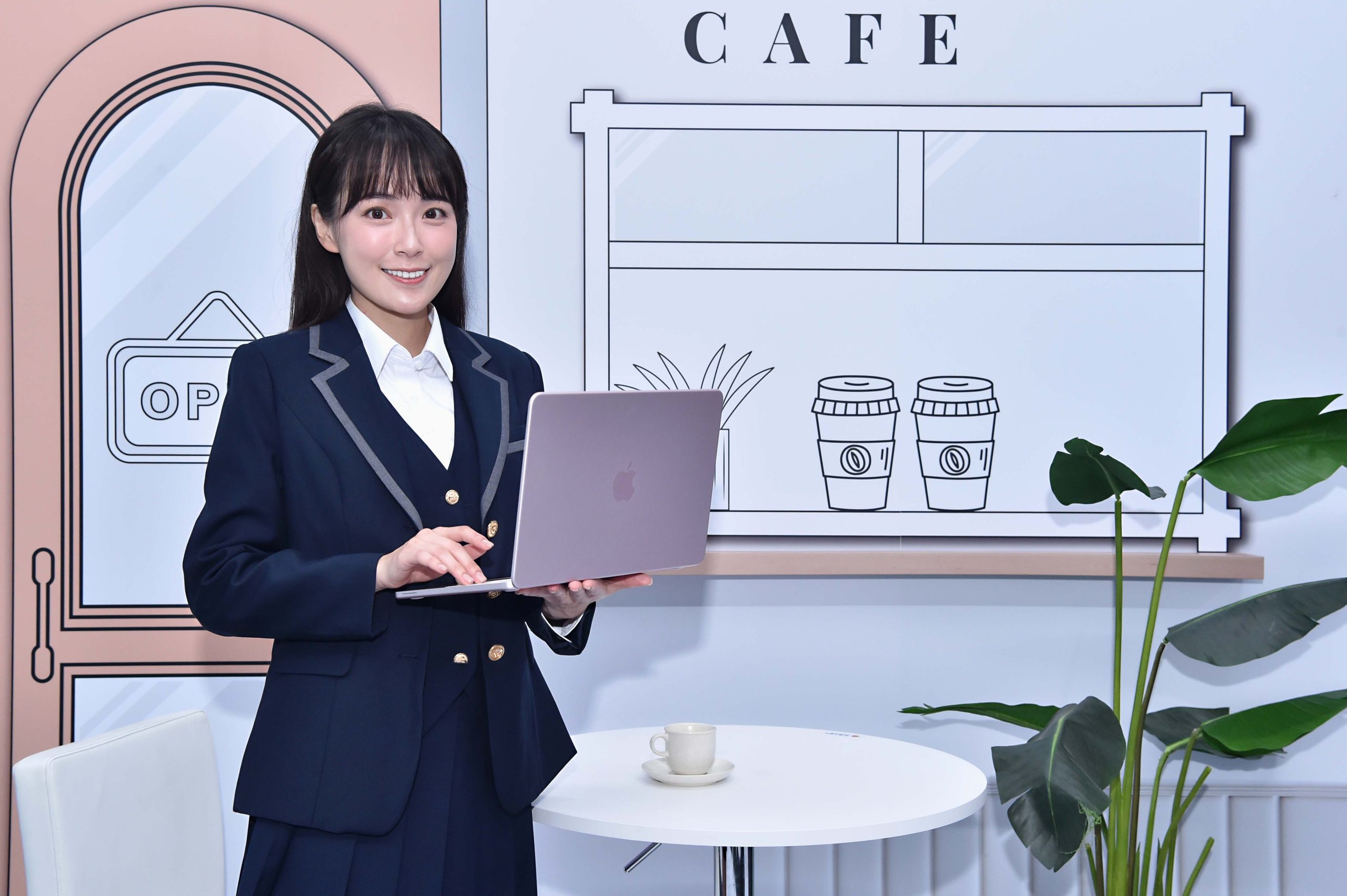 台灣大 Mac 開賣熱潮延燒！MacBook Neo 、 MacBook Air 成銷售主力 5G 吃到飽方案申辦大增 @3C 達人廖阿輝