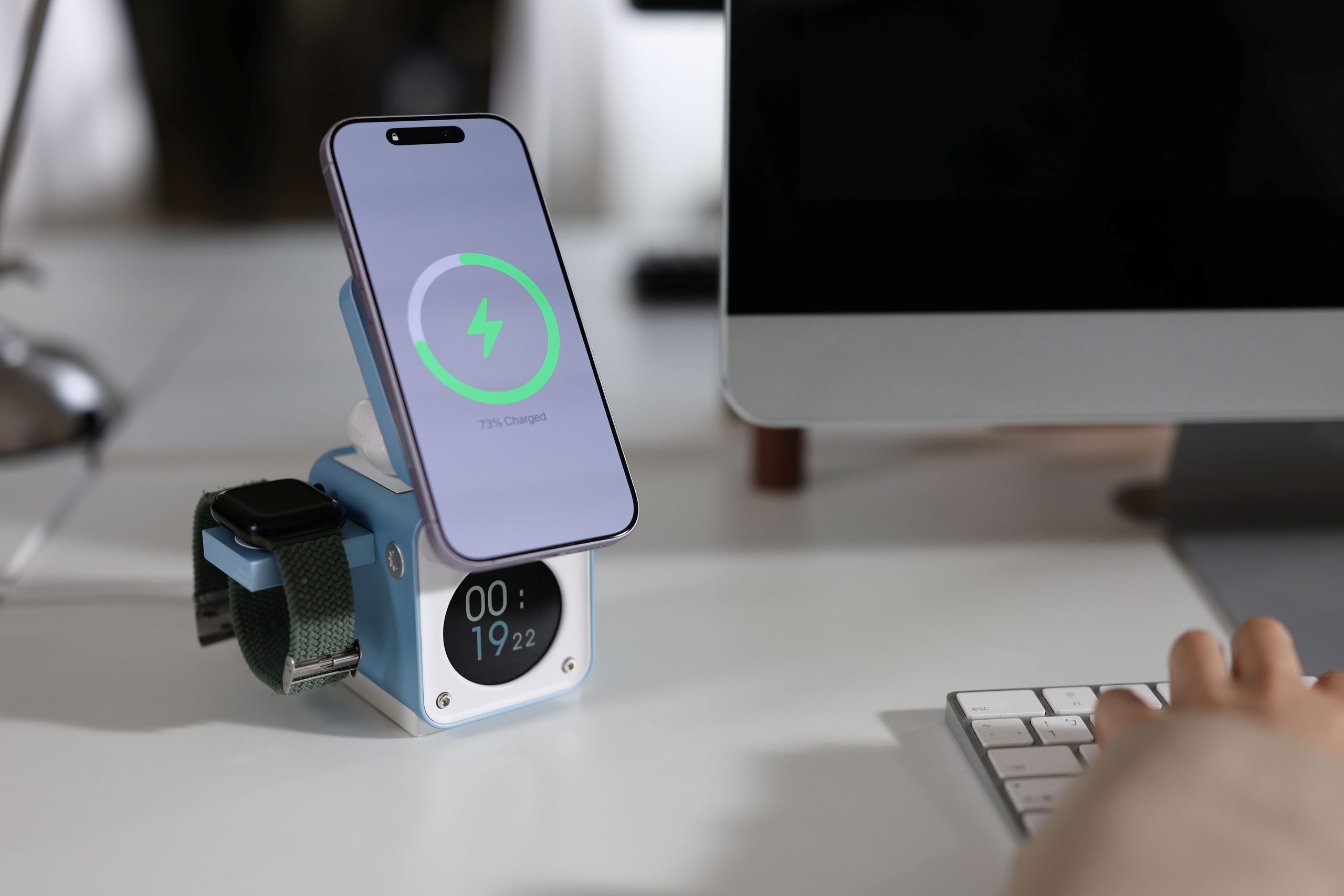 PHILIPS 推出 GoodCube 半固態行動電源　電芯全面公開打造極致安全新標準 輕量設計結合高效充電　全系列預購正式開跑 @3C 達人廖阿輝