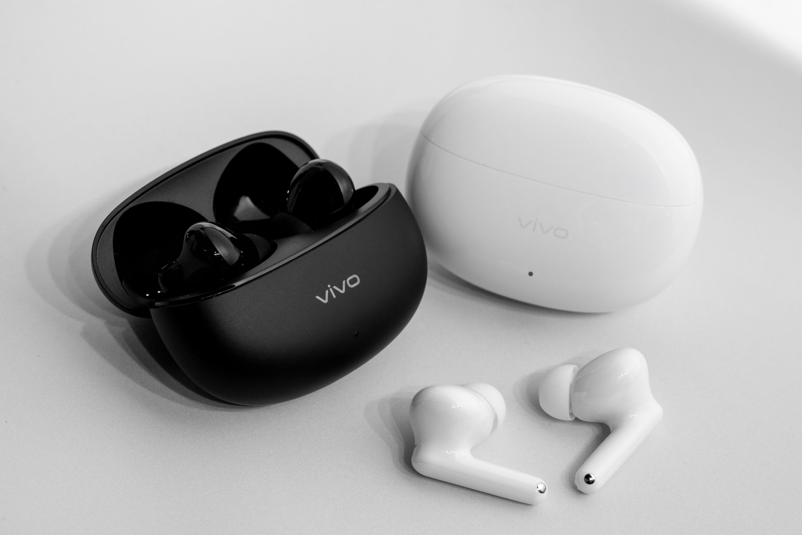 輕巧影像旗艦再進化 vivo X300 FE 打造跨系統創作新體驗&nbsp; &nbsp;Android 首創無痛串聯 iOS 生態 輕裝上陣全面解放創作力 @3C 達人廖阿輝