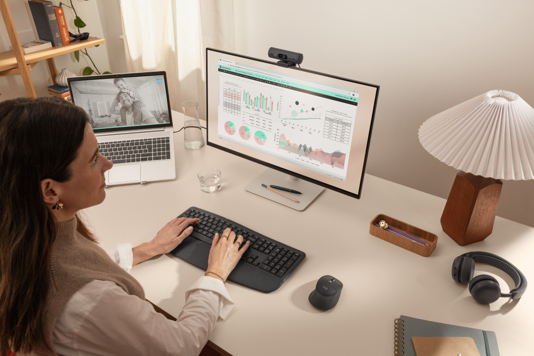 羅技 Logitech Signature 商務經典系列三新品登場　首款掌心軟墊滑鼠打造長時間辦公舒適新體驗 @3C 達人廖阿輝