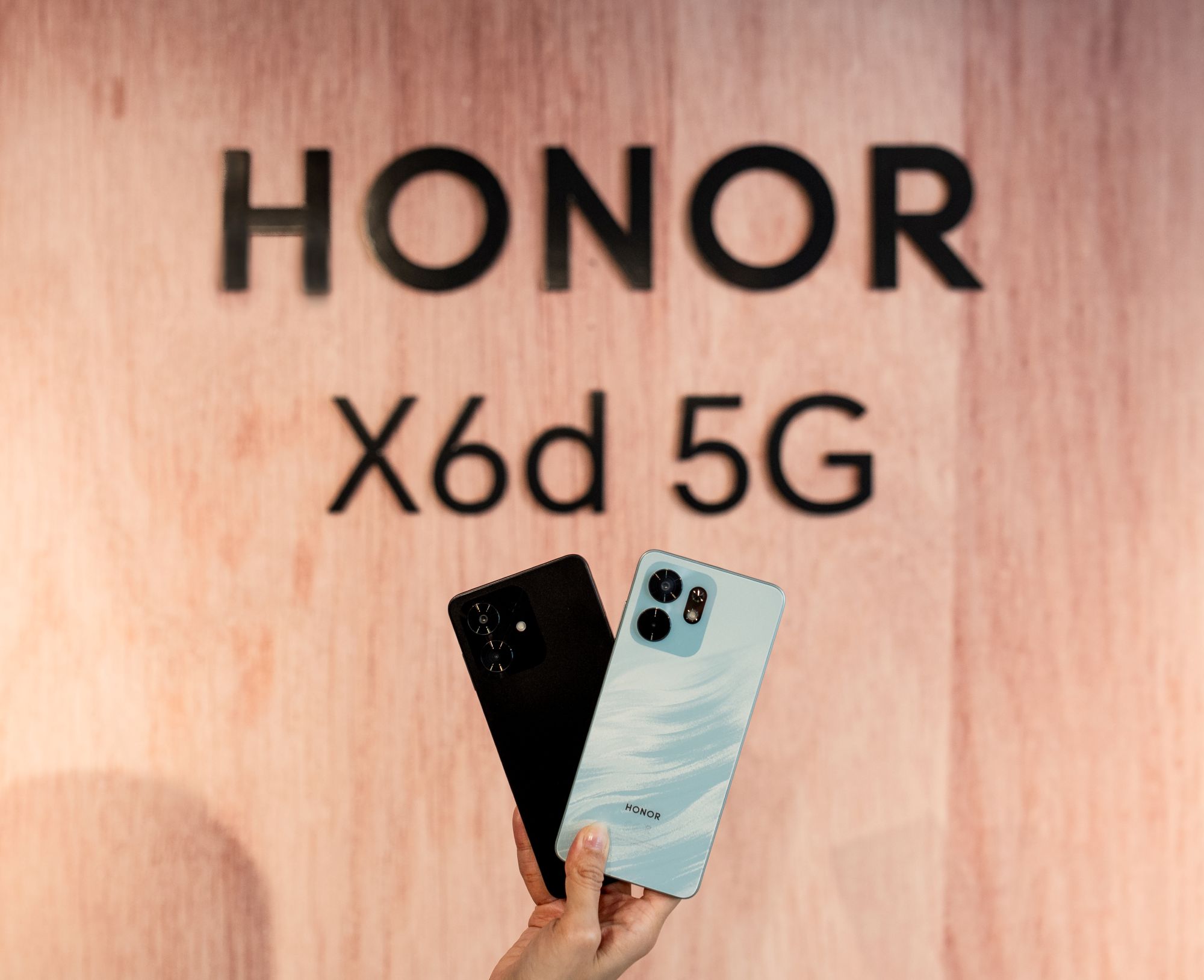 HONOR 首款入門 5G 新機登台　HONOR X6d 5G 主打大容量與長續航體驗　5000 萬畫素 AI 相機、 8GB＋256GB 儲存配置與四重護眼螢幕一次到位打造高 CP 值入門智慧手機新選擇 @3C 達人廖阿輝