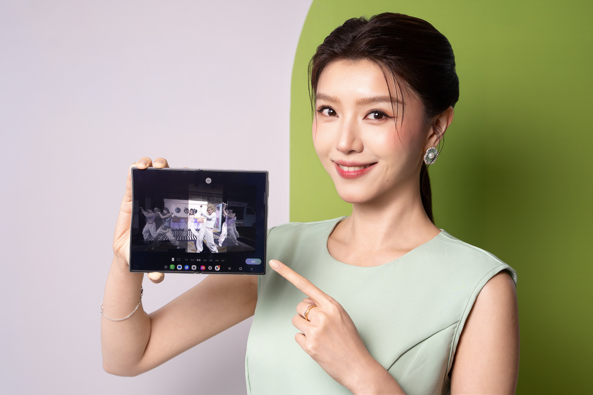 Galaxy Z Fold8 Ultra 、 Fold8 、 Flip8 三大摺疊旗艦正式登台　Galaxy AI 驅動新世代摺疊體驗　智慧手錶同步加入打造完整 Galaxy 生態圈 @3C 達人廖阿輝