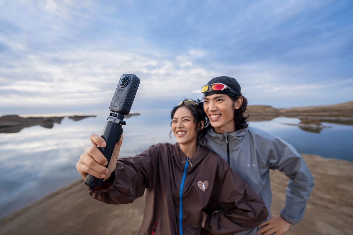 Insta360 X6 正式登場：十年全景影像技術集大成，一機三用重新定義 360&deg; 拍攝　8K 全景、 AI 自動剪輯、空間捕捉一次到位　X6 8 月 12 日正式開賣，售價 21,700 元起 @3C 達人廖阿輝