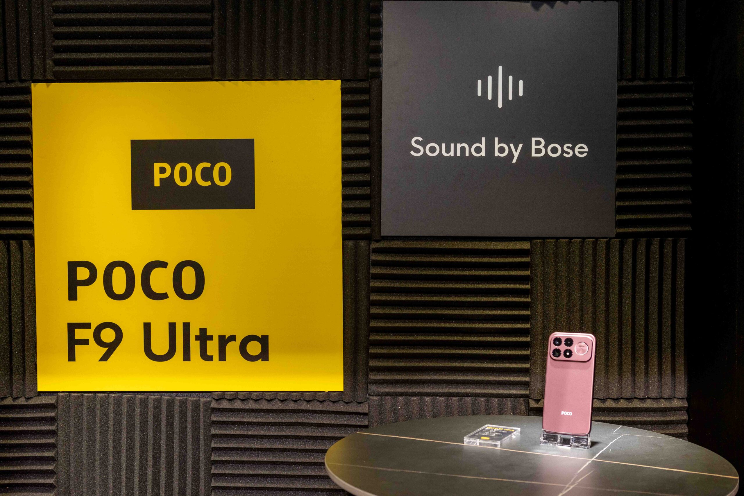 POCO F9 Series 旗艦雙晶片登場 185Hz 高刷螢幕打造極致遊戲體驗 攜手 Bose 聯合調音升級行動音效 8,050mAh 大電量、 2 億畫素主鏡頭全面進化 POCO F9 Series 旗艦雙晶片登場 185Hz 高刷螢幕打造極致遊戲體驗 攜手 Bose 聯合調音升級行動音效 8,050mAh 大電量、 2 億畫素主鏡頭全面進化