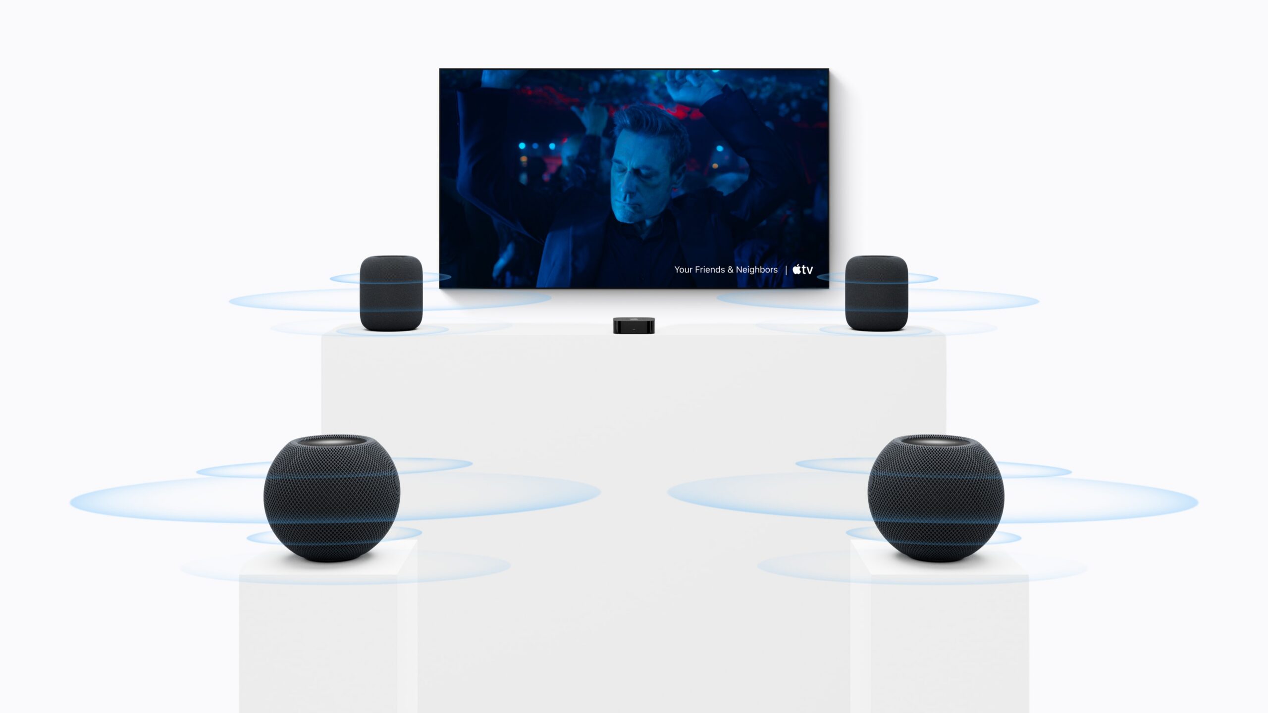 Apple TV 4K 搭配前後各一對 HomePod 的家庭劇院配置